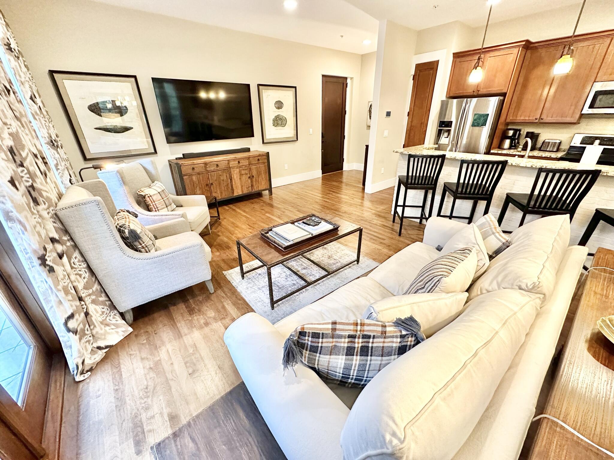 FISHERMAN'S VILLAGE - Residential