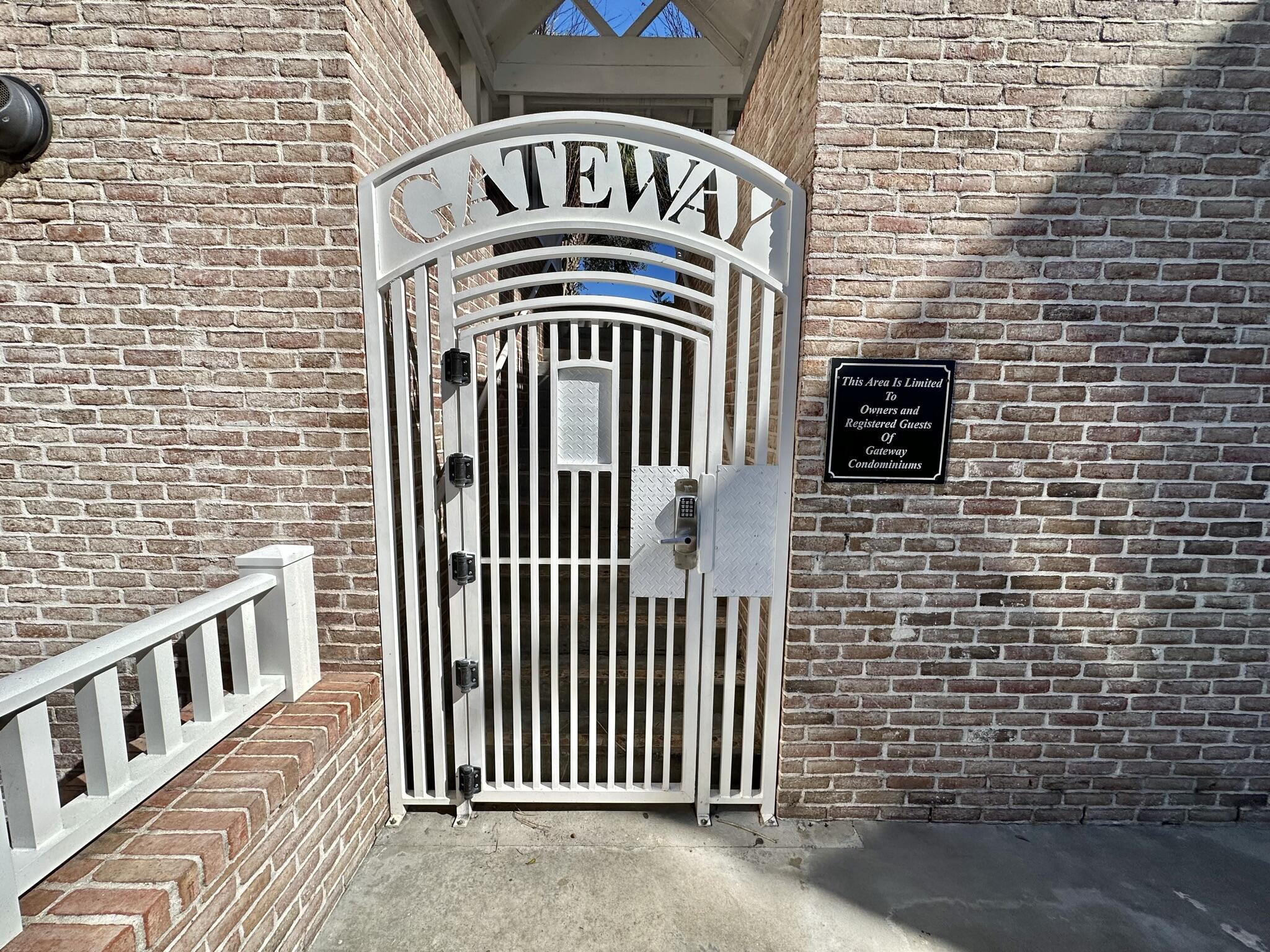 FISHERMAN'S VILLAGE - Residential