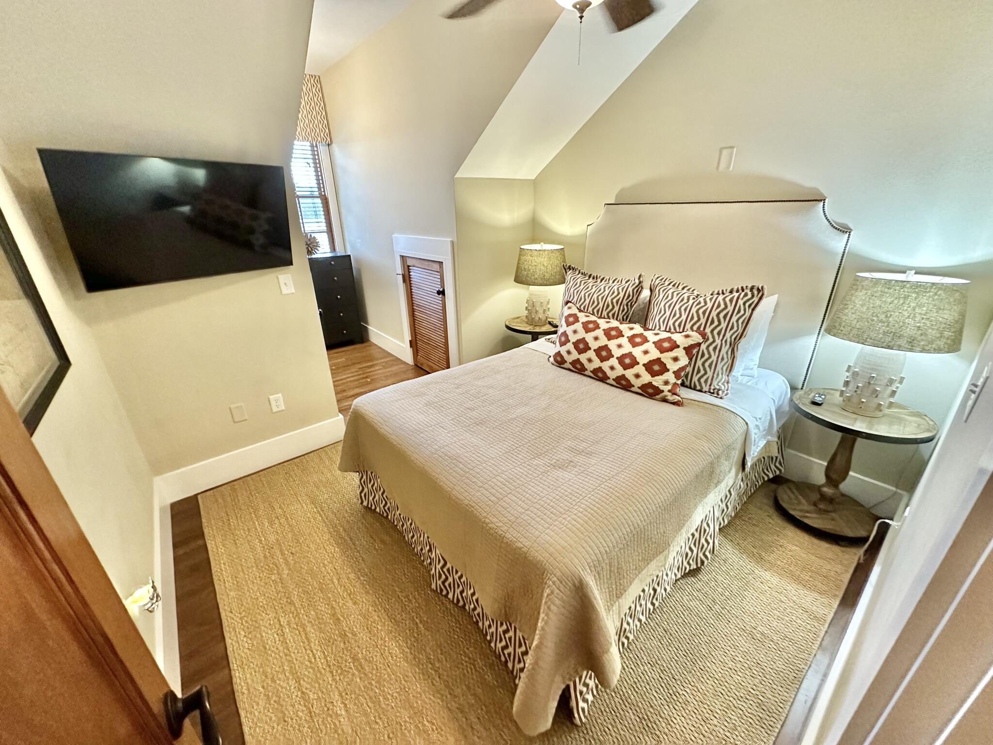 FISHERMAN'S VILLAGE - Residential