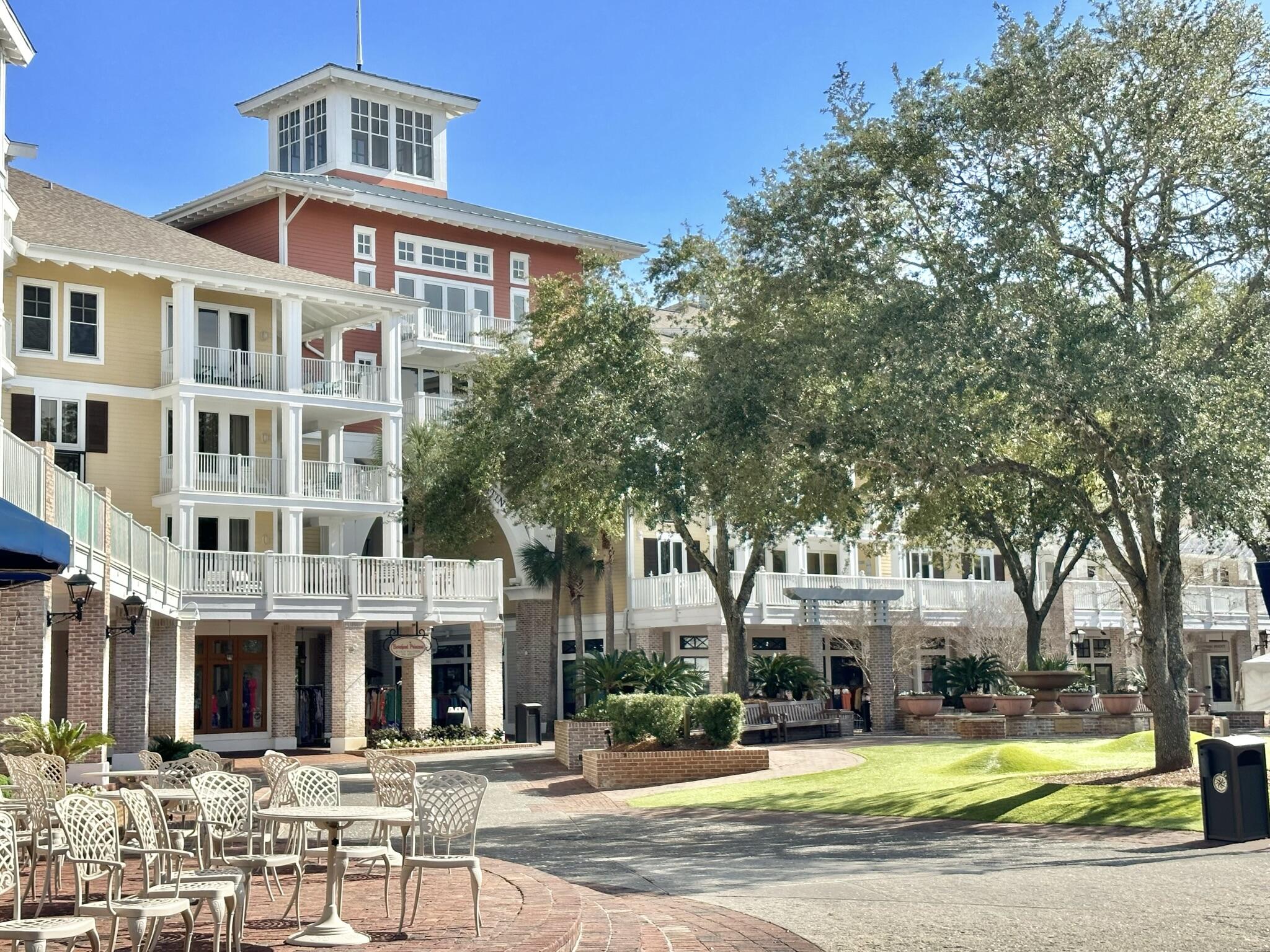 FISHERMAN'S VILLAGE - Residential