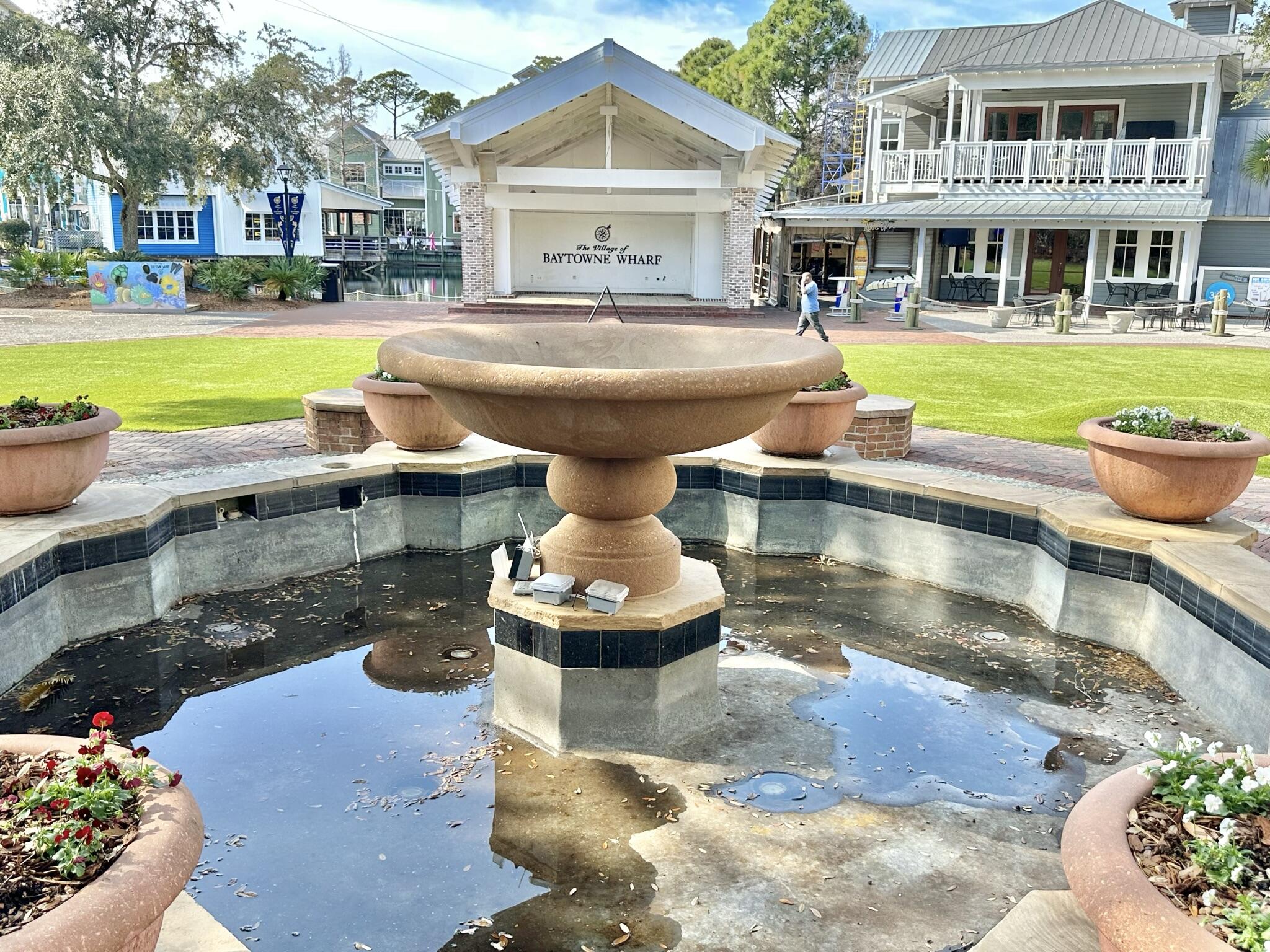 FISHERMAN'S VILLAGE - Residential