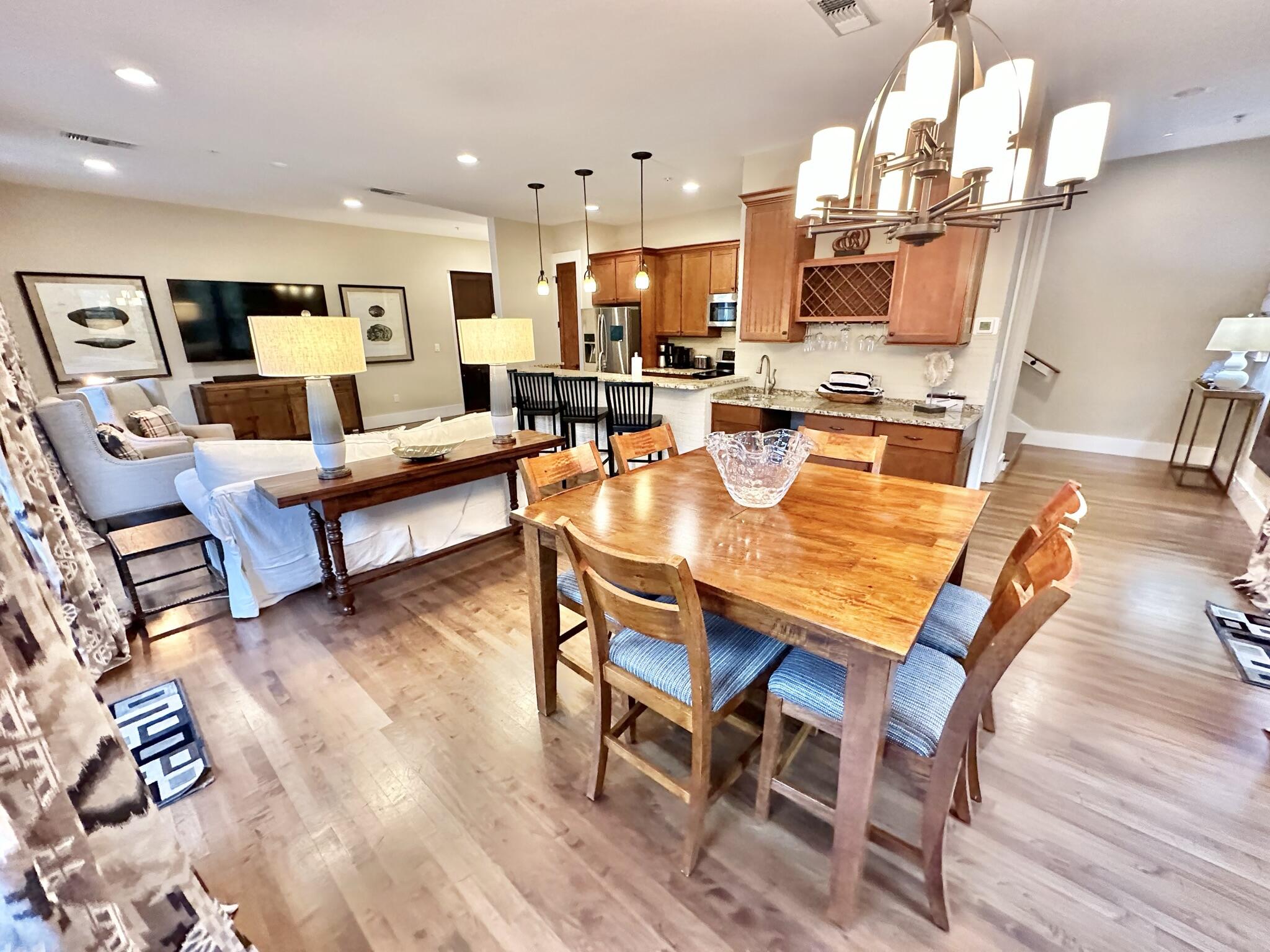 FISHERMAN'S VILLAGE - Residential