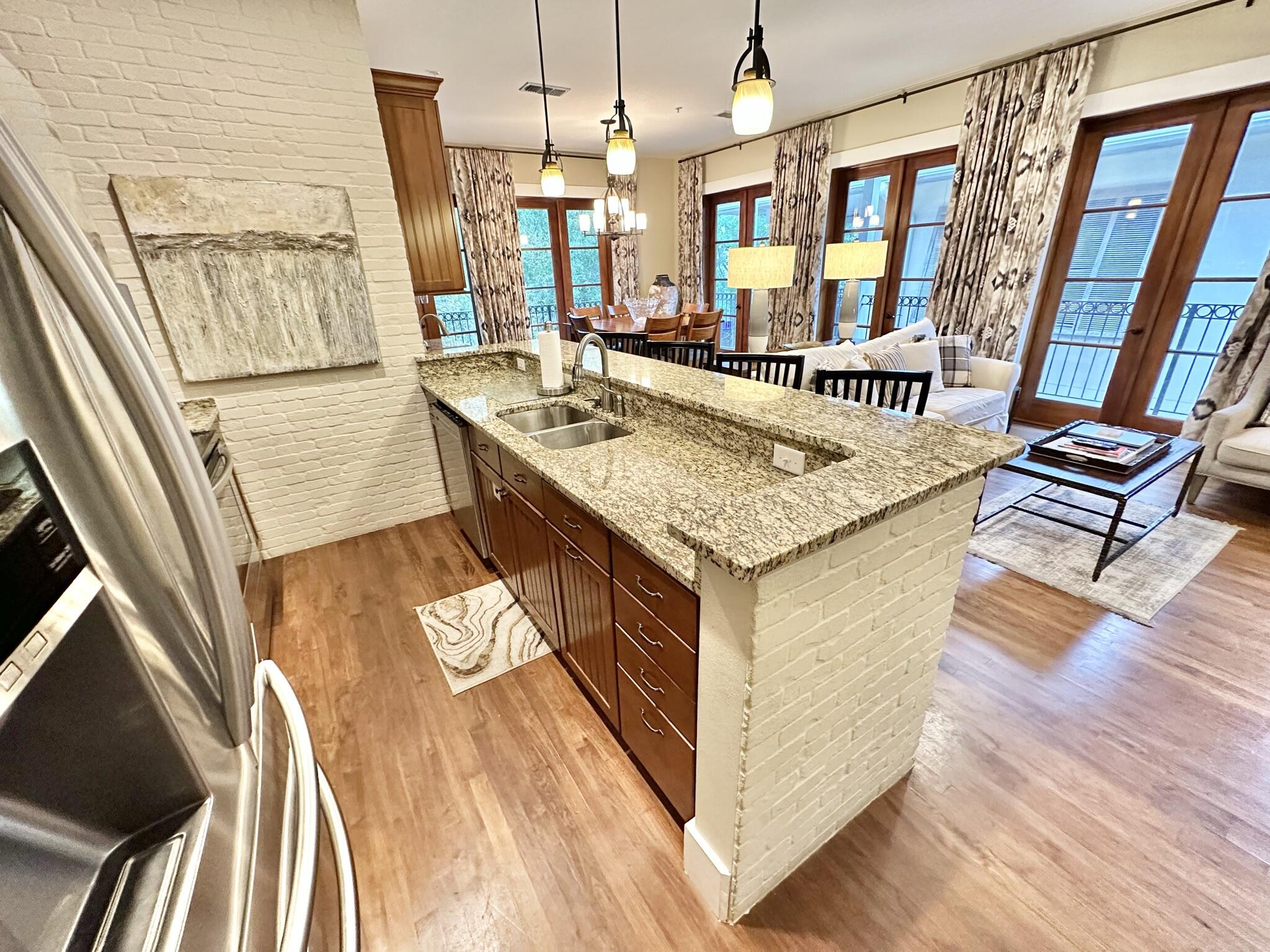 FISHERMAN'S VILLAGE - Residential