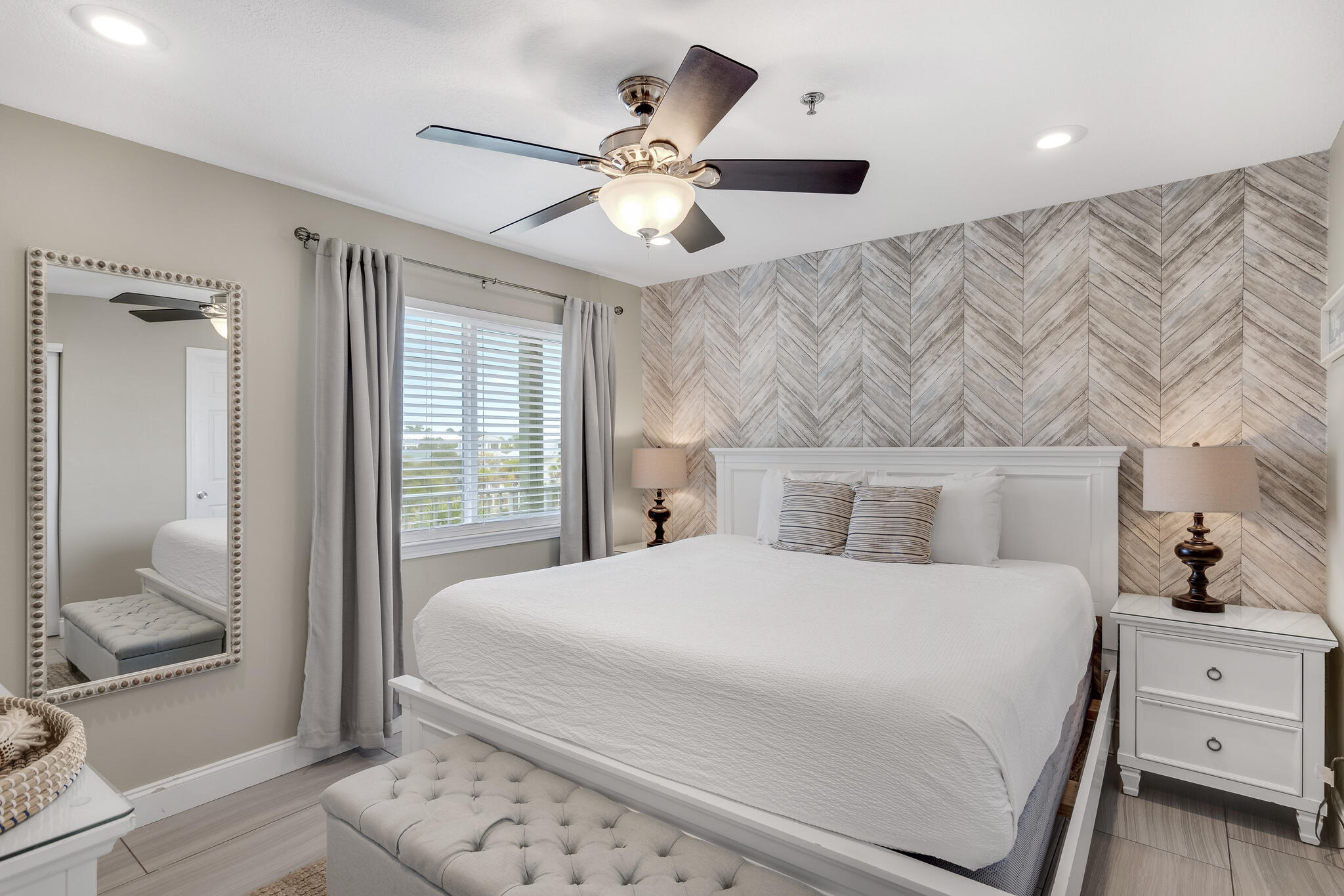 COMMODORE'S RETREAT LIMITED CONDO - Residential