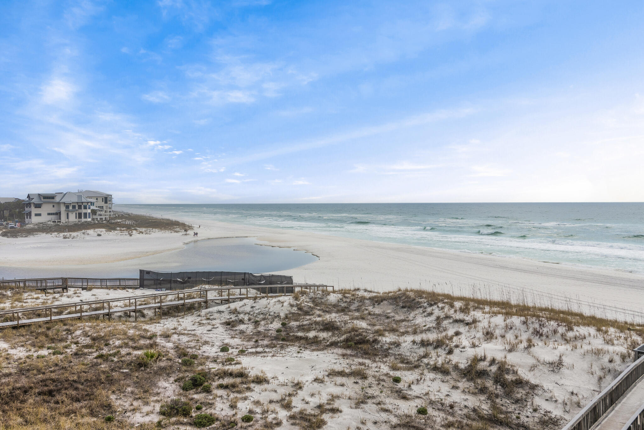 COMMODORE'S RETREAT LIMITED CONDO - Residential