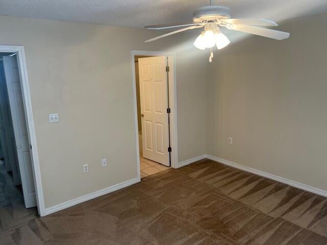 OAK PARK TOWNHOMES - Residential Lease