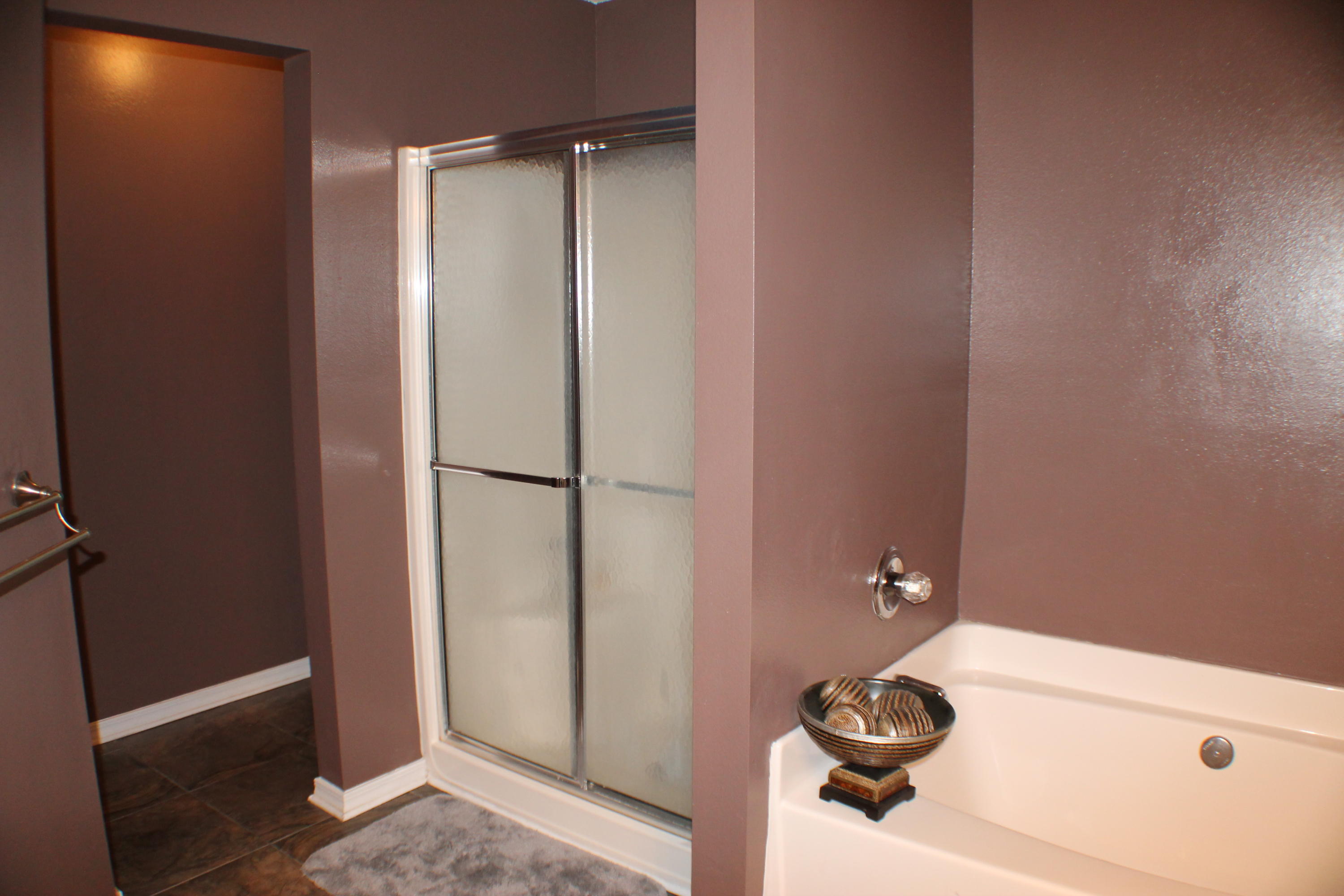 NORTHVIEW ESTATES 5TH ADDN - Residential