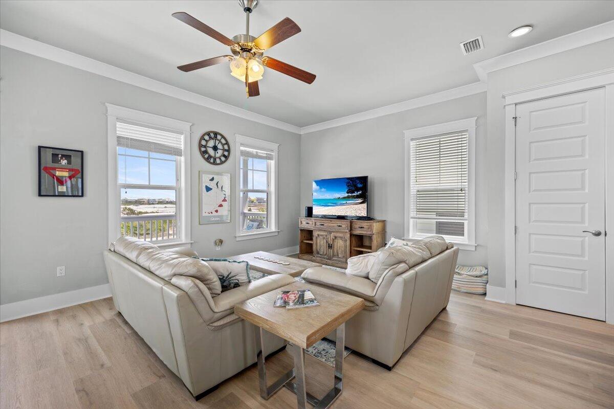 BY THE SEA - Residential