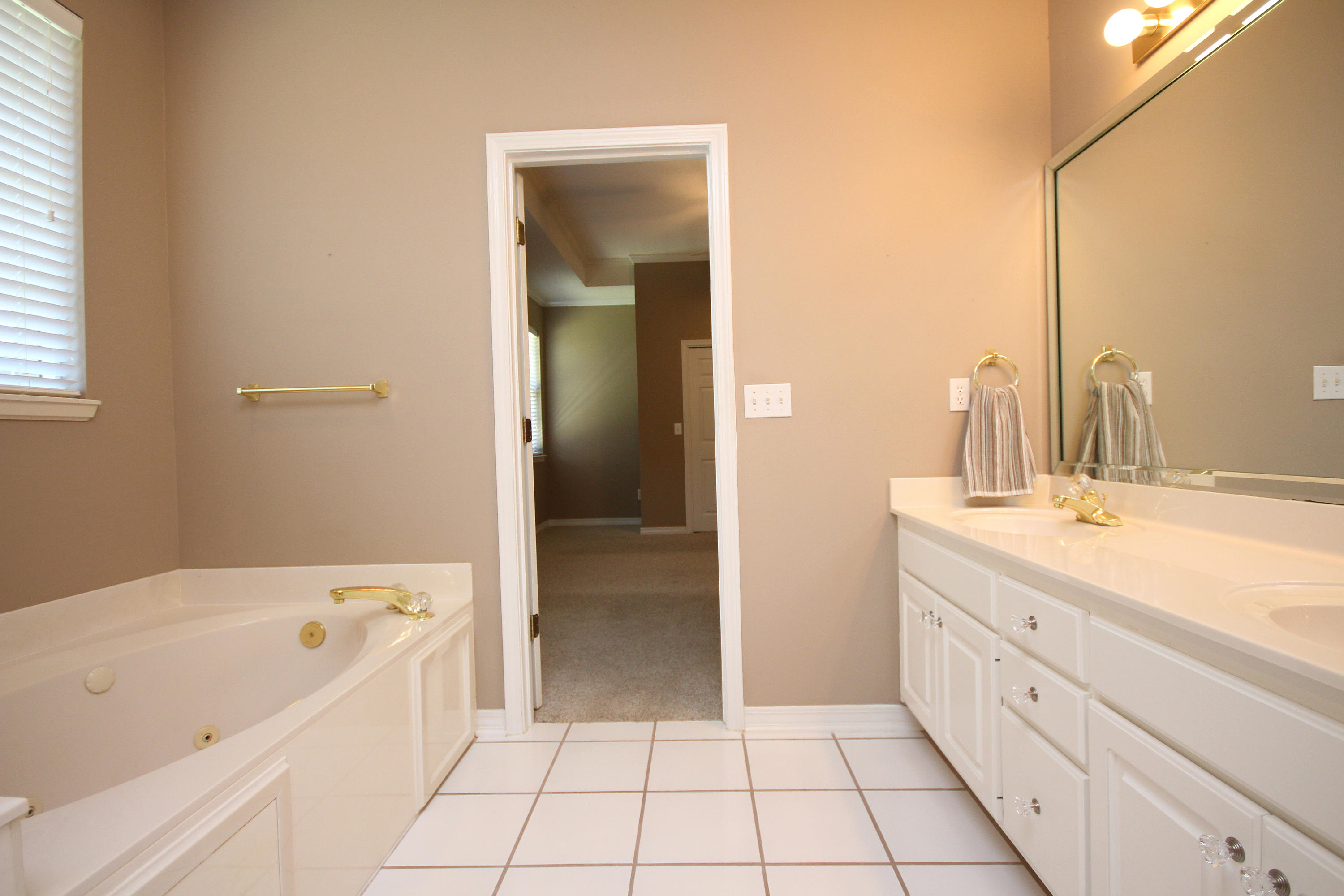 MAGNOLIA PLANTATION AT BLUEWATER BAY - Residential