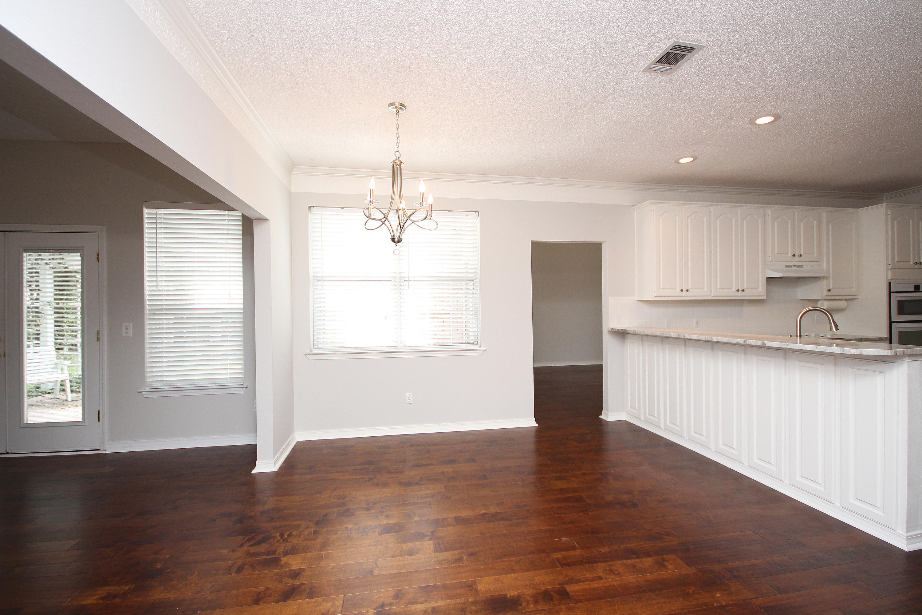 MAGNOLIA PLANTATION AT BLUEWATER BAY - Residential