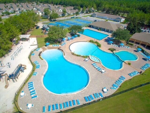 HAMMOCK BAY - MILL COTTAGES - Residential