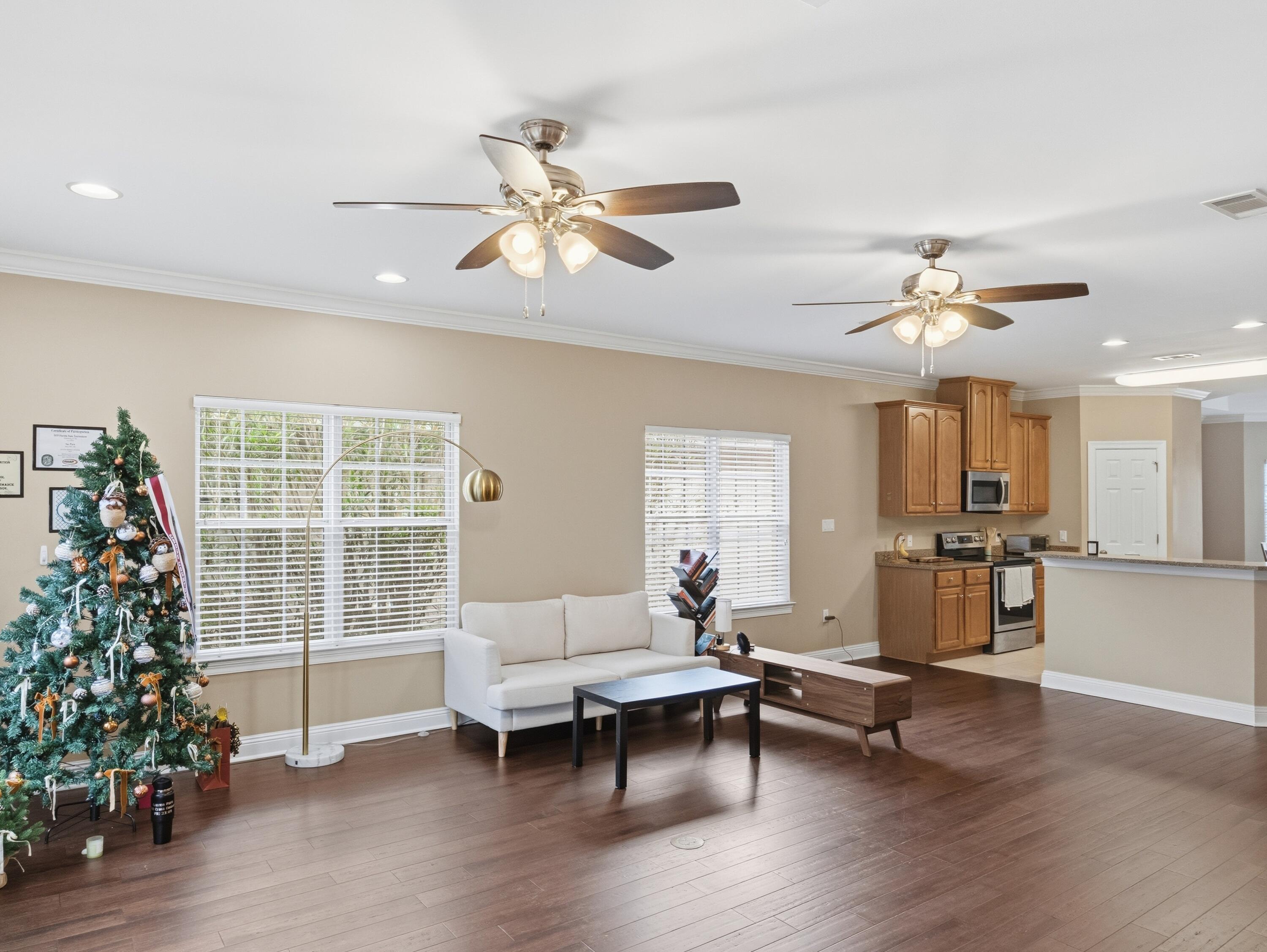 MEDITERRANEAN VILLAGE AT BLUEWATER BAY - Residential