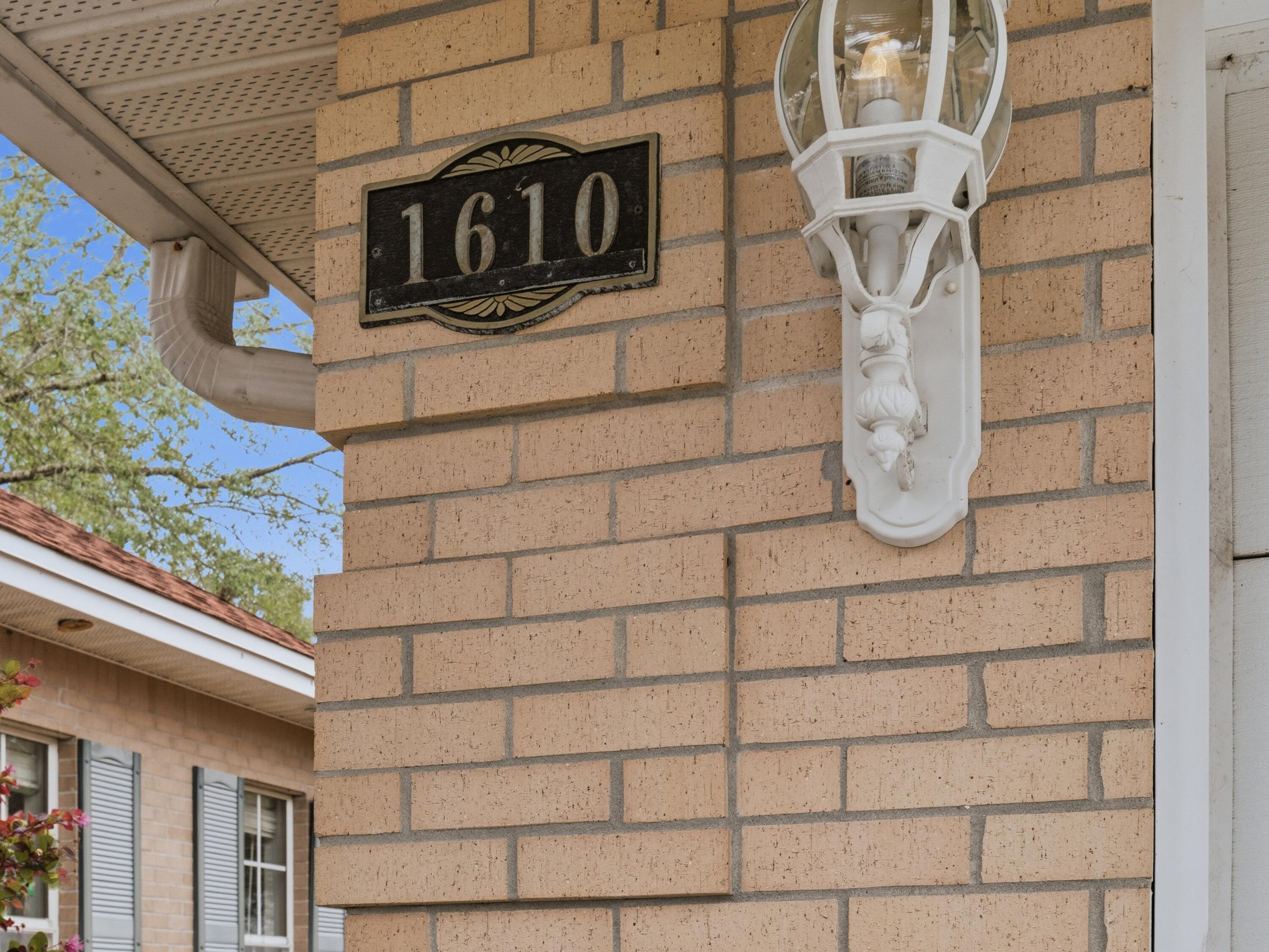 MEDITERRANEAN VILLAGE AT BLUEWATER BAY - Residential