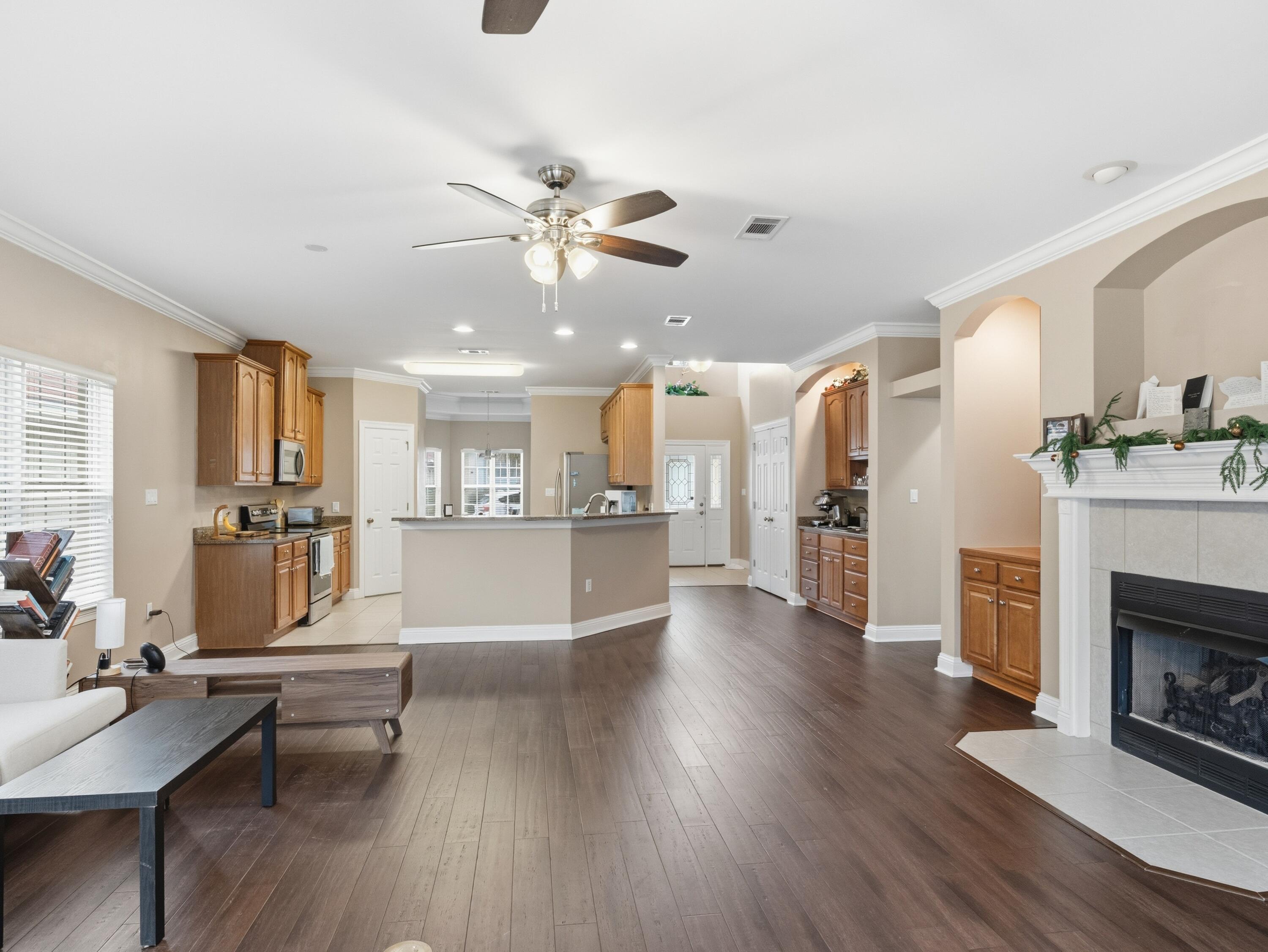 MEDITERRANEAN VILLAGE AT BLUEWATER BAY - Residential