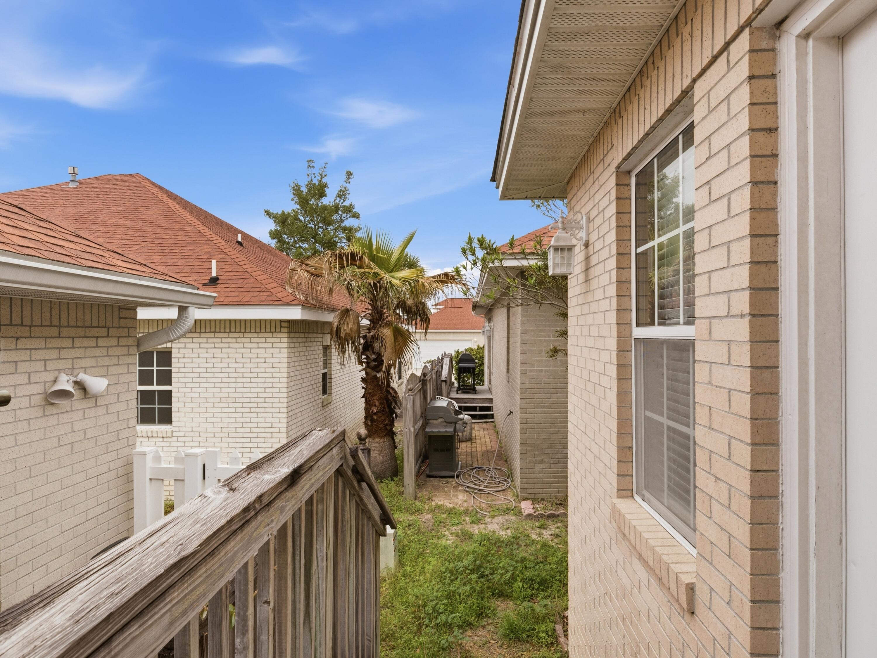 MEDITERRANEAN VILLAGE AT BLUEWATER BAY - Residential