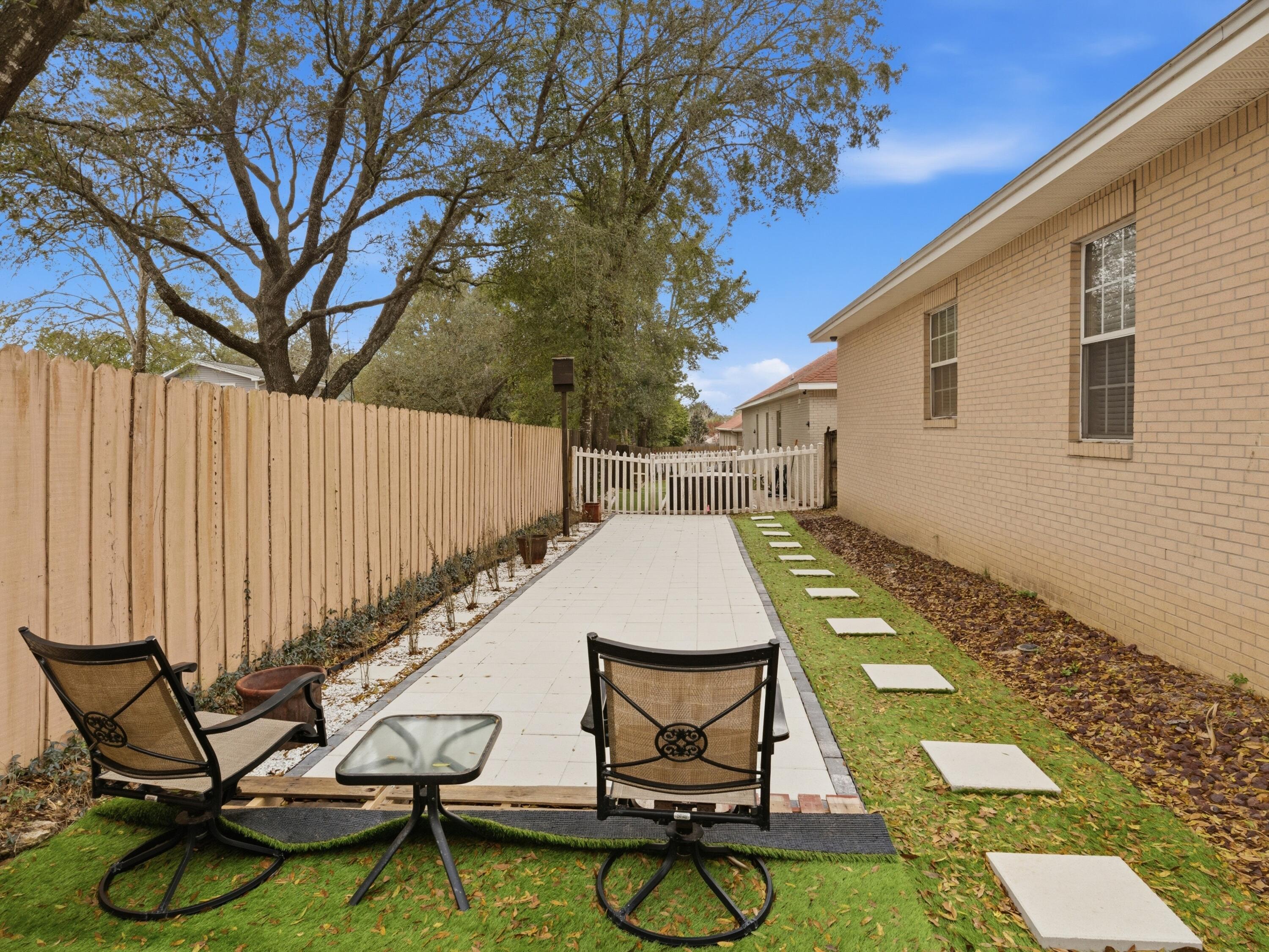 MEDITERRANEAN VILLAGE AT BLUEWATER BAY - Residential