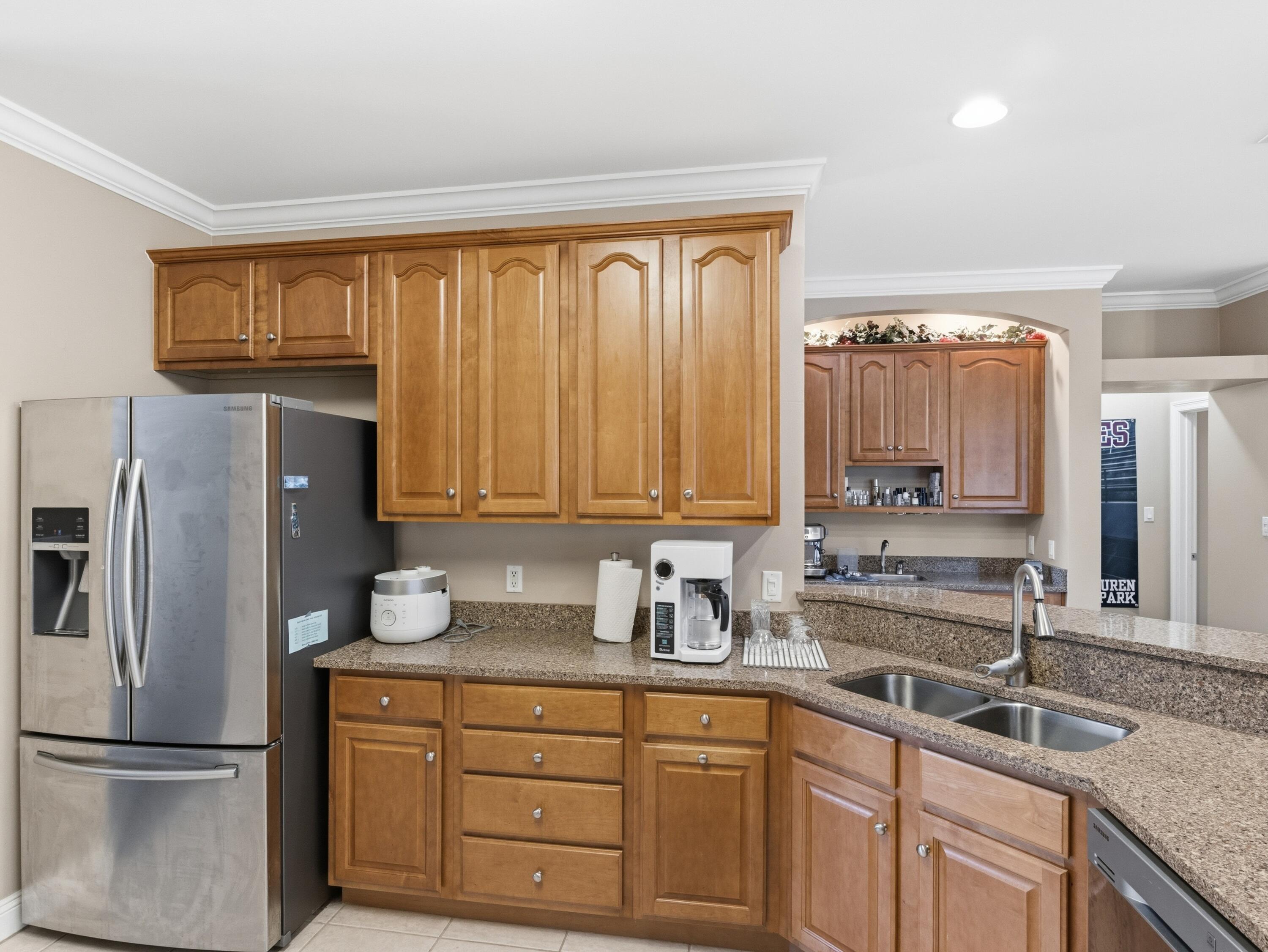 MEDITERRANEAN VILLAGE AT BLUEWATER BAY - Residential