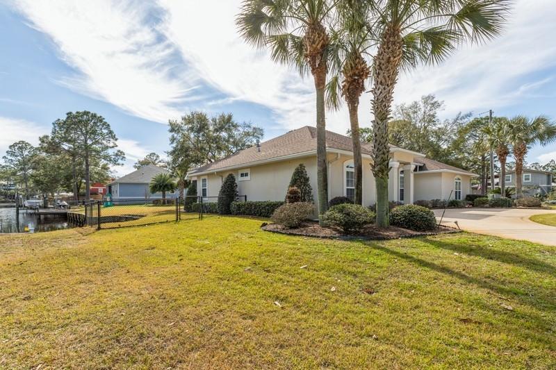 HIDDEN HARBOR UNREC - Residential