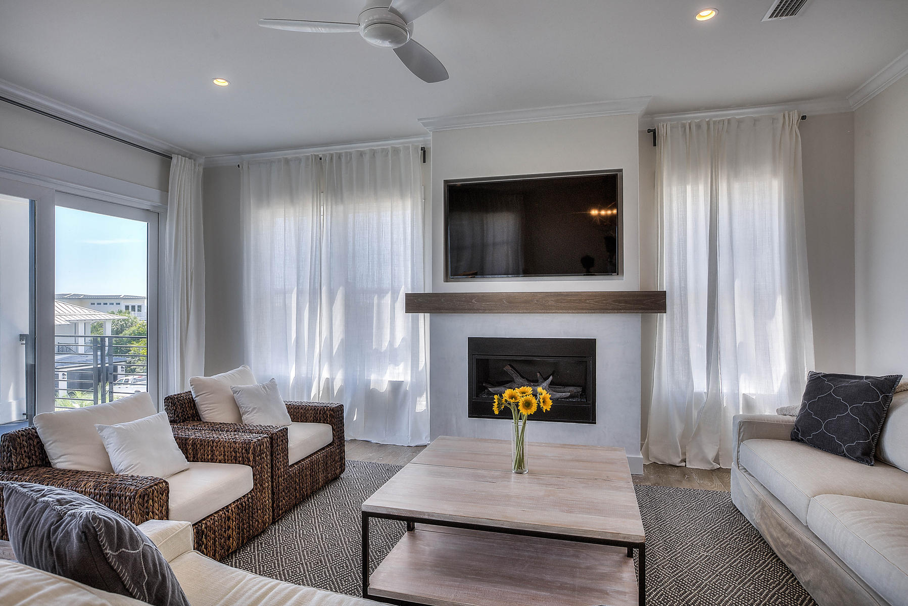 PELICAN POINTE AT CAMP CREEK - Residential