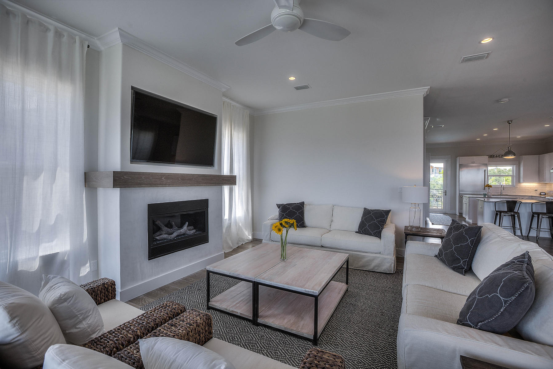 PELICAN POINTE AT CAMP CREEK - Residential