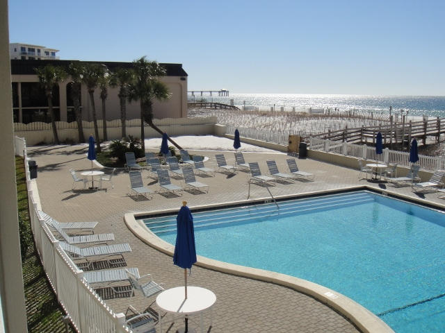 SEA OATS CONDO - Residential Lease