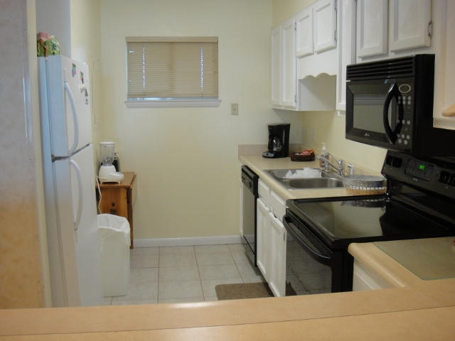 SEA OATS CONDO - Residential Lease