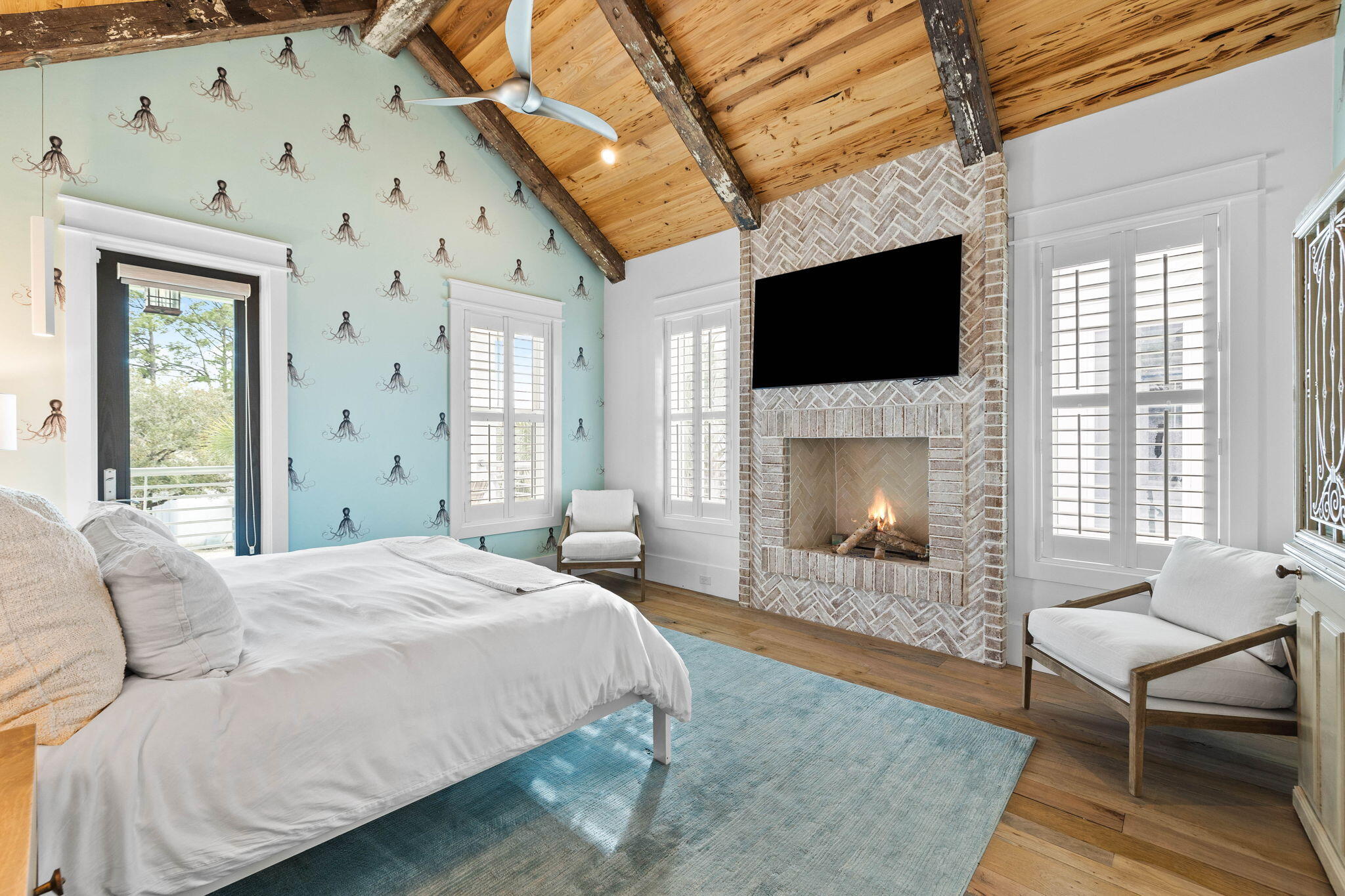 SEAGROVE SHORES - Residential