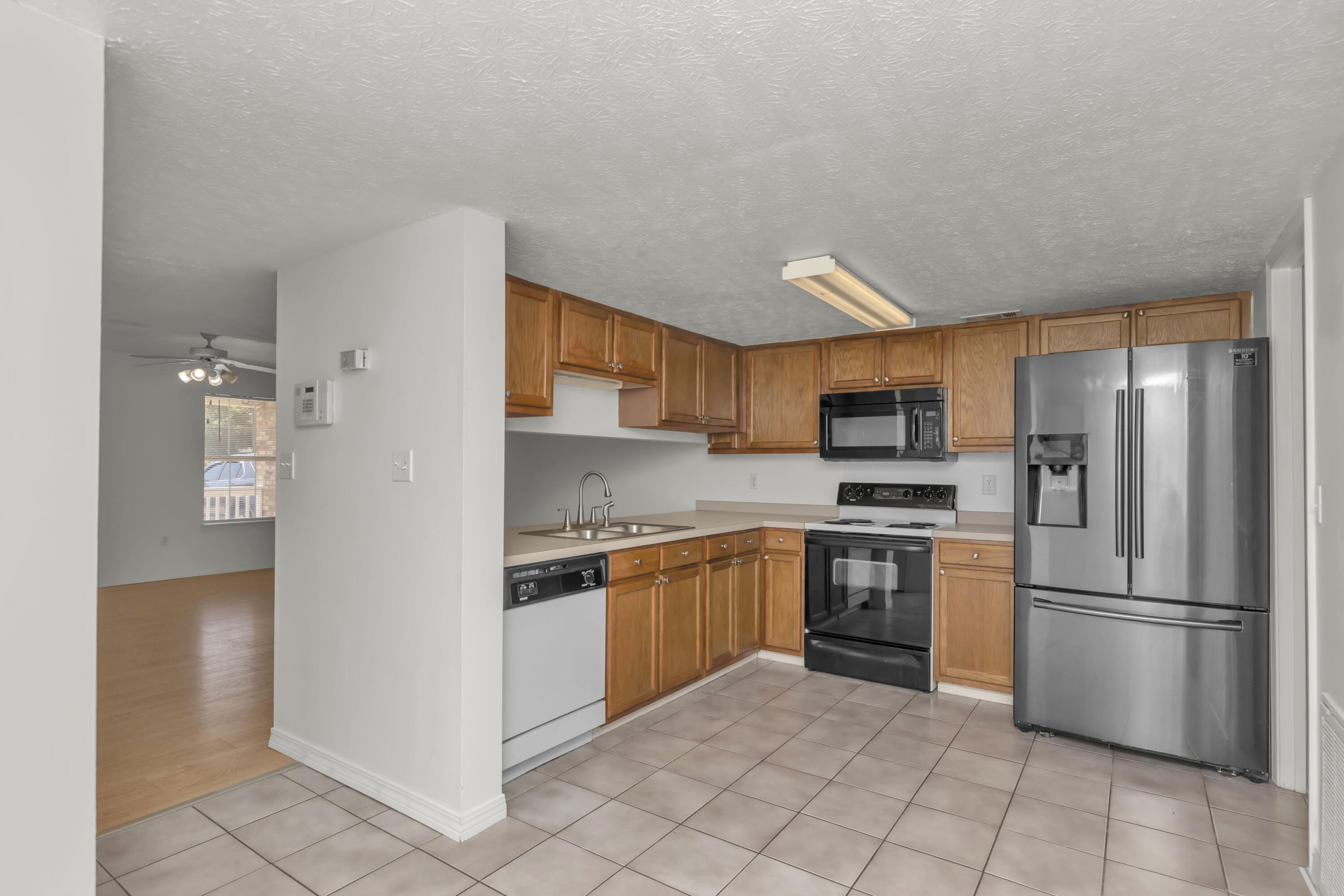 CHATELAINE ESTATES S/D - Residential