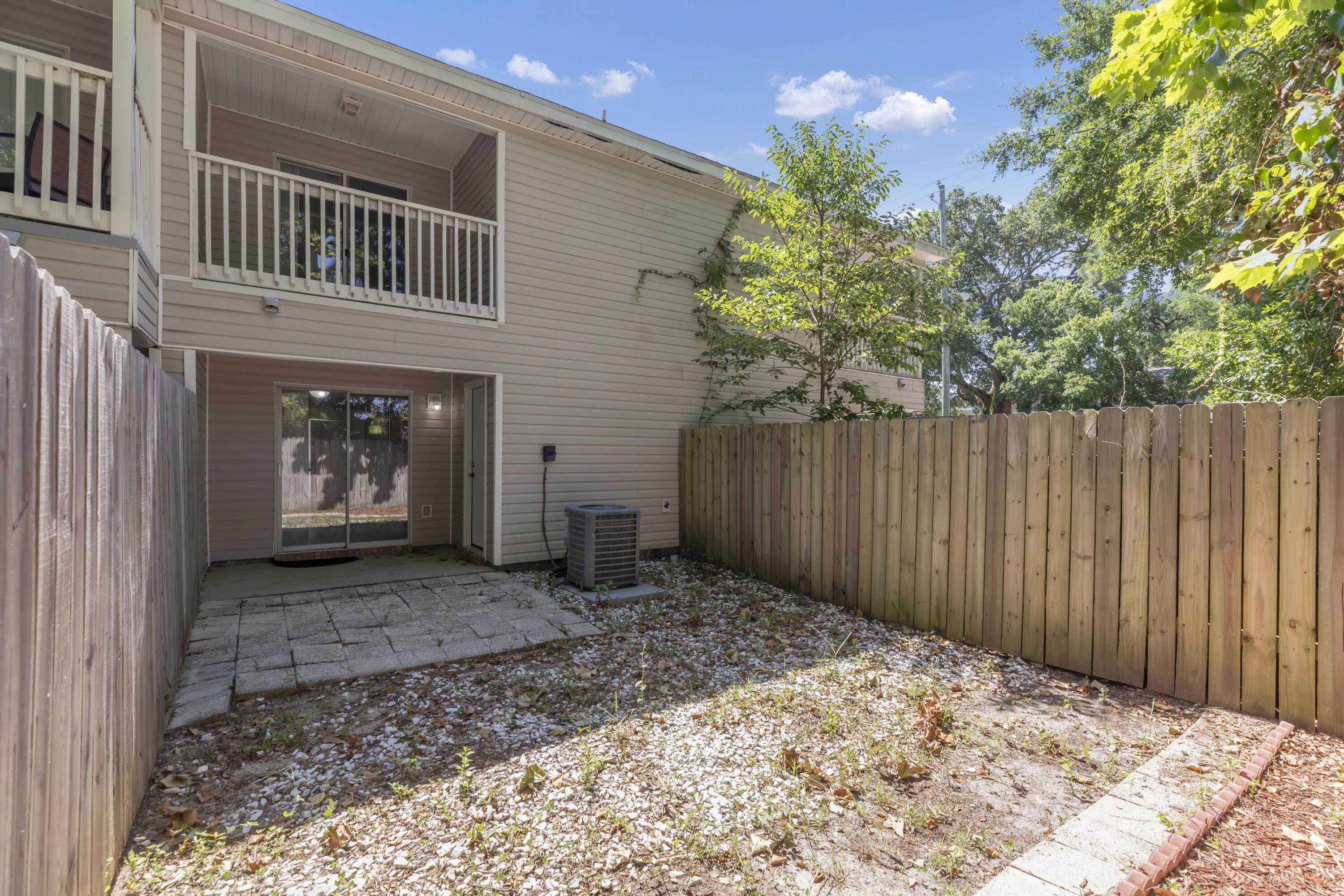 CHATELAINE ESTATES S/D - Residential