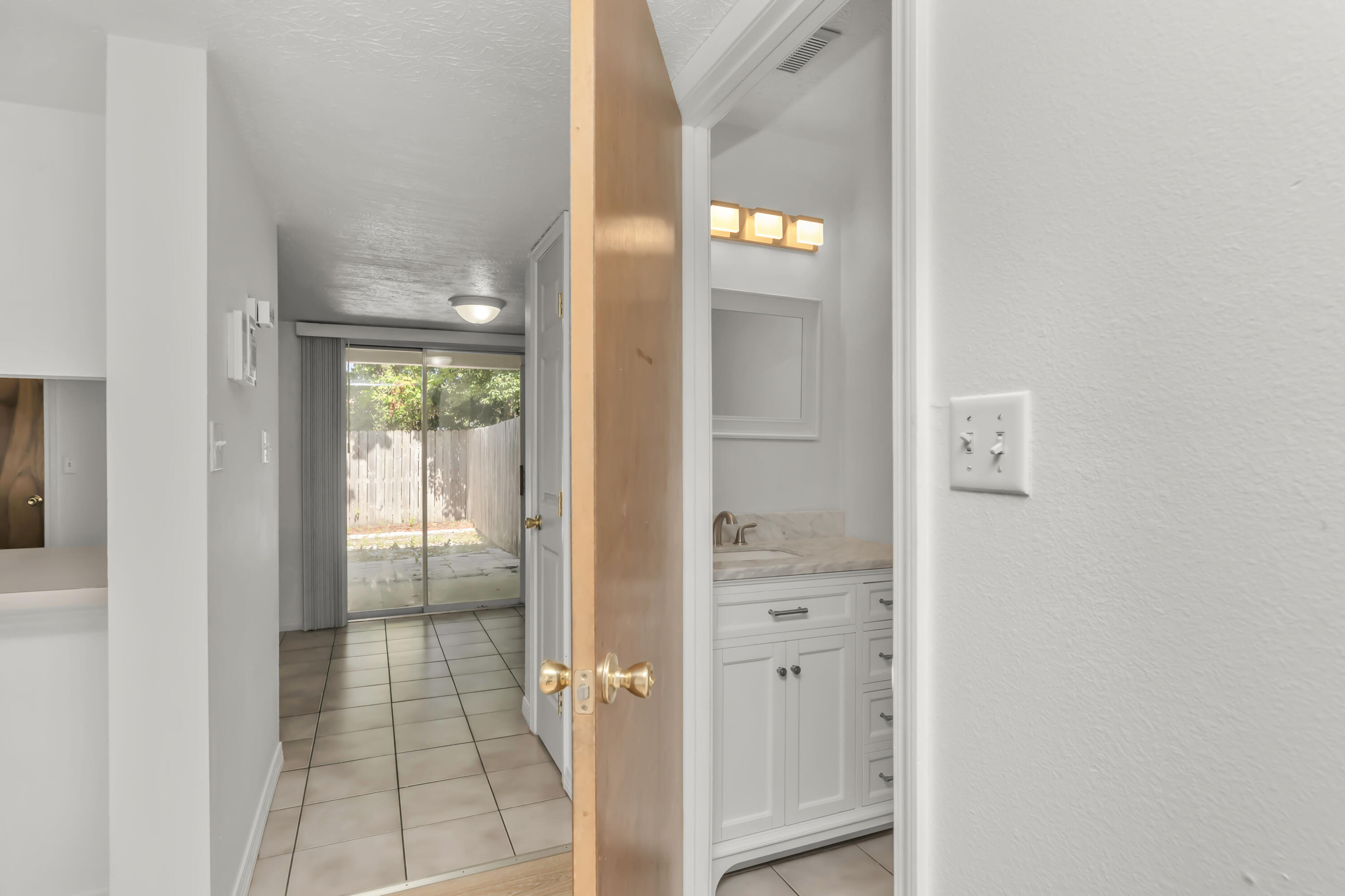 CHATELAINE ESTATES S/D - Residential