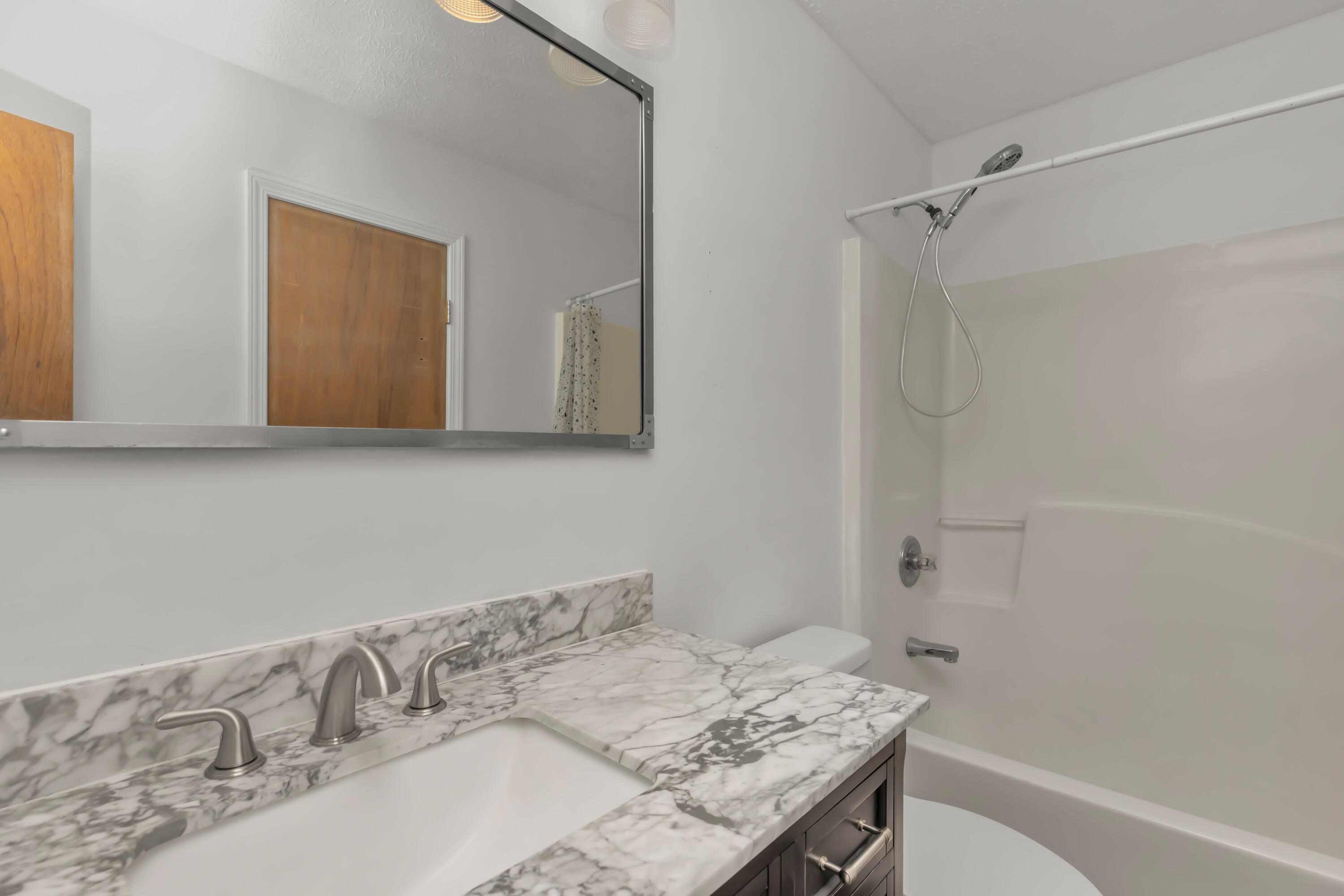 CHATELAINE ESTATES S/D - Residential