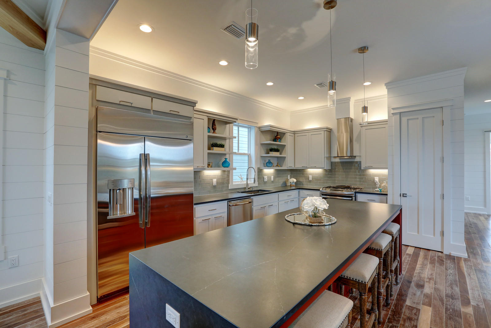 BEACH HAVEN COTTAGES - Residential