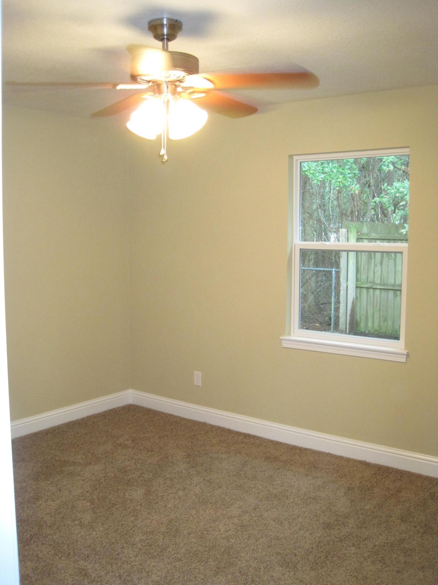 PARTIN BROOKS S/D LOT 31 BLK 1 - Residential