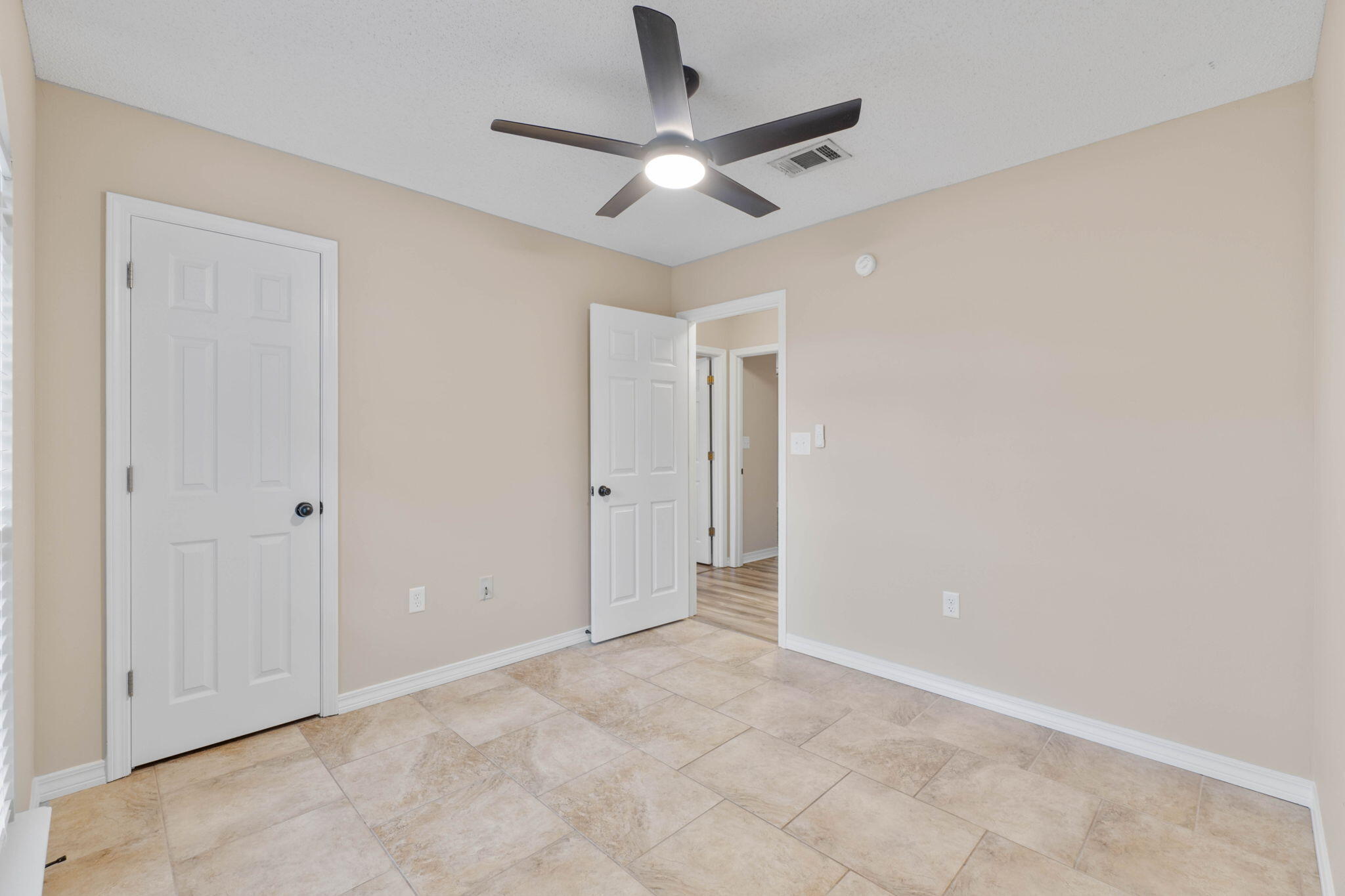 WINDING CREEK ESTATES PH 4 - Residential Lease