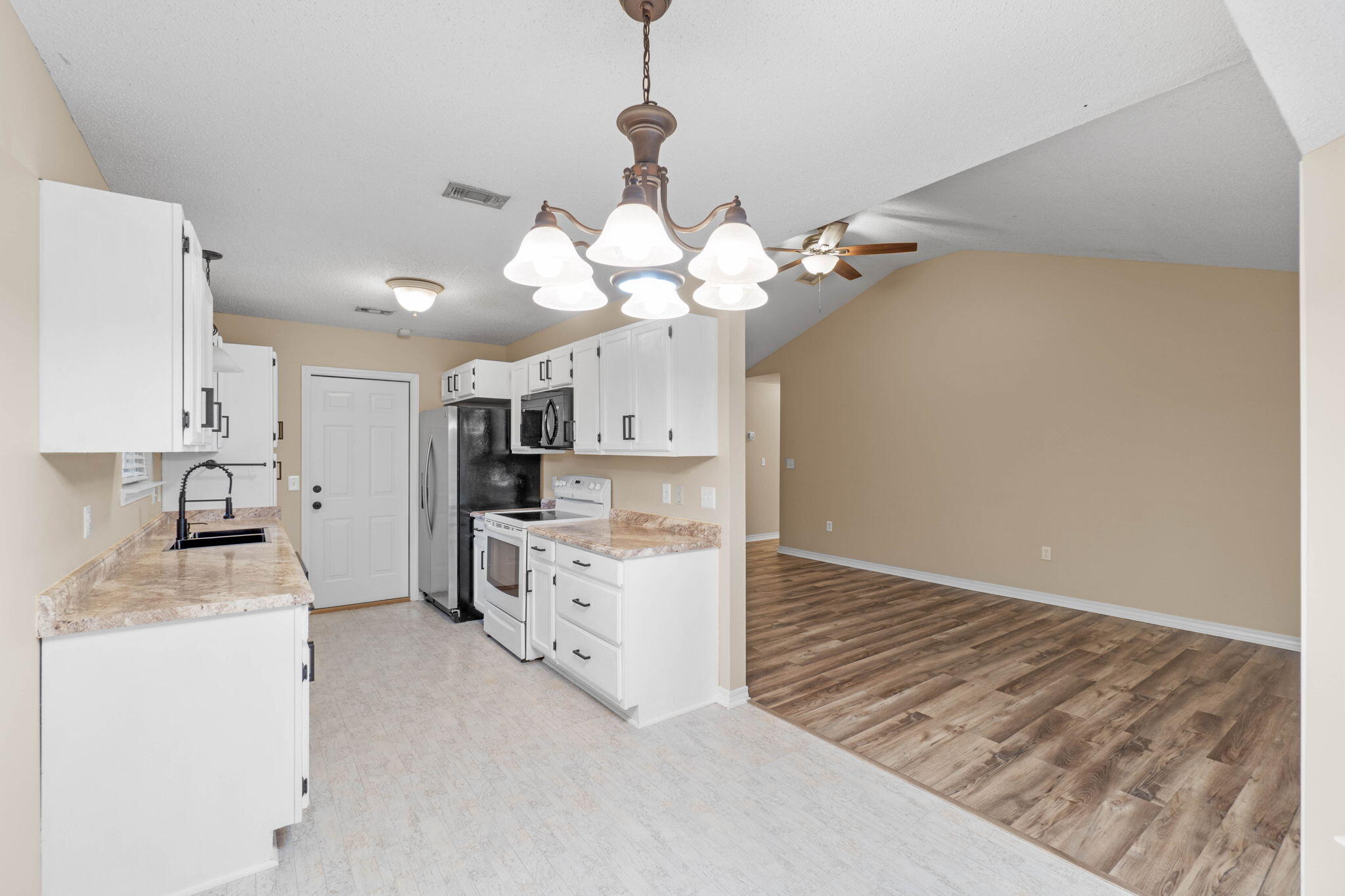 WINDING CREEK ESTATES PH 4 - Residential Lease