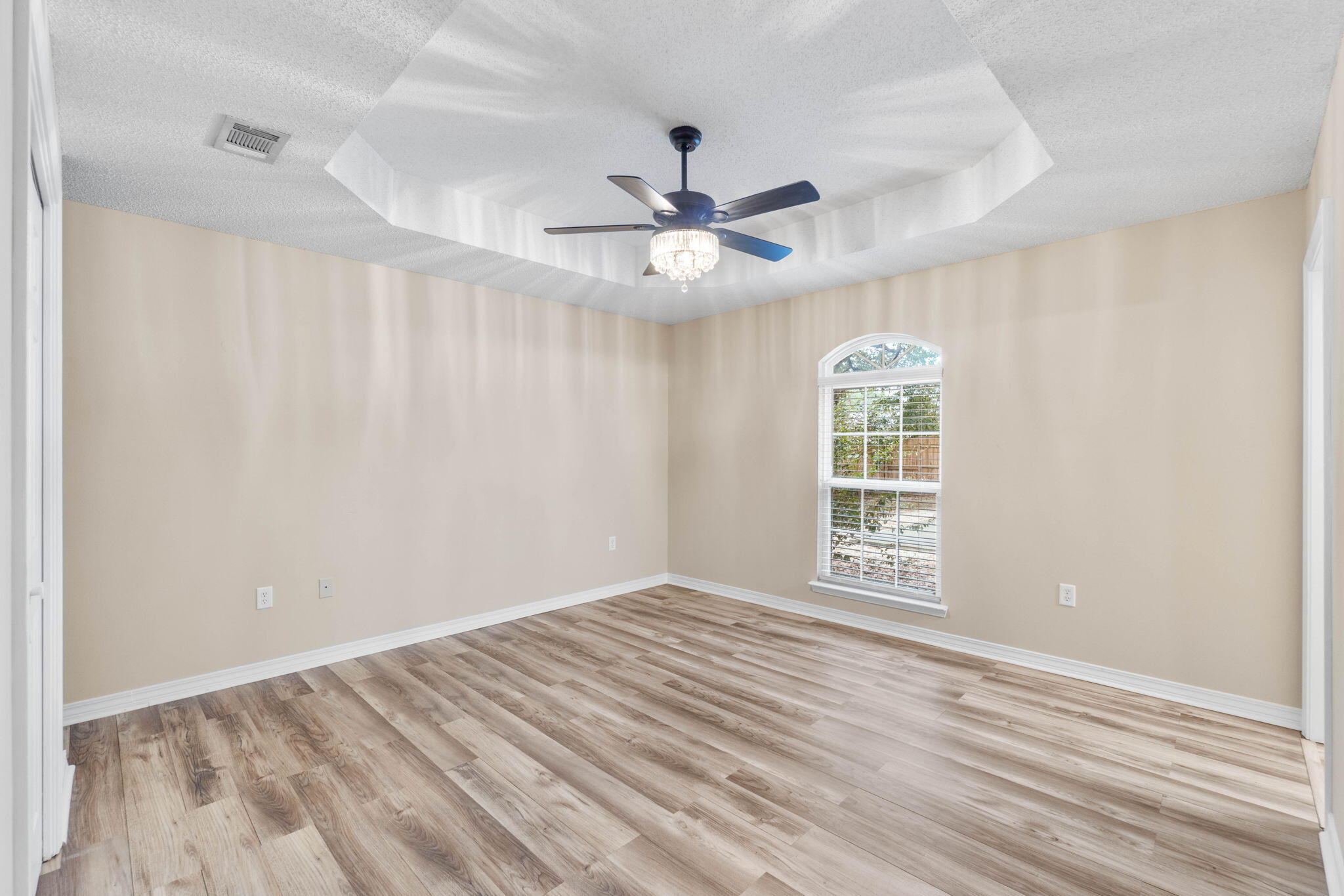 WINDING CREEK ESTATES PH 4 - Residential Lease