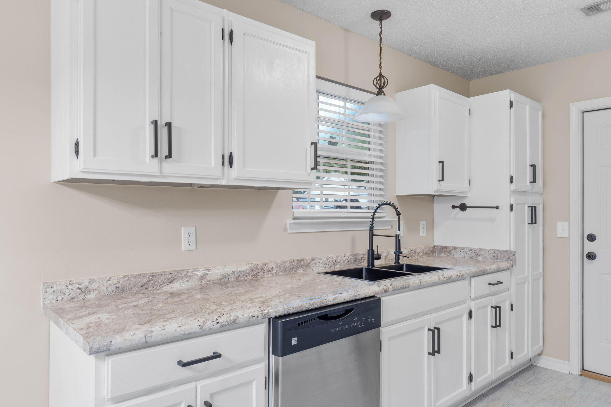 WINDING CREEK ESTATES PH 4 - Residential Lease