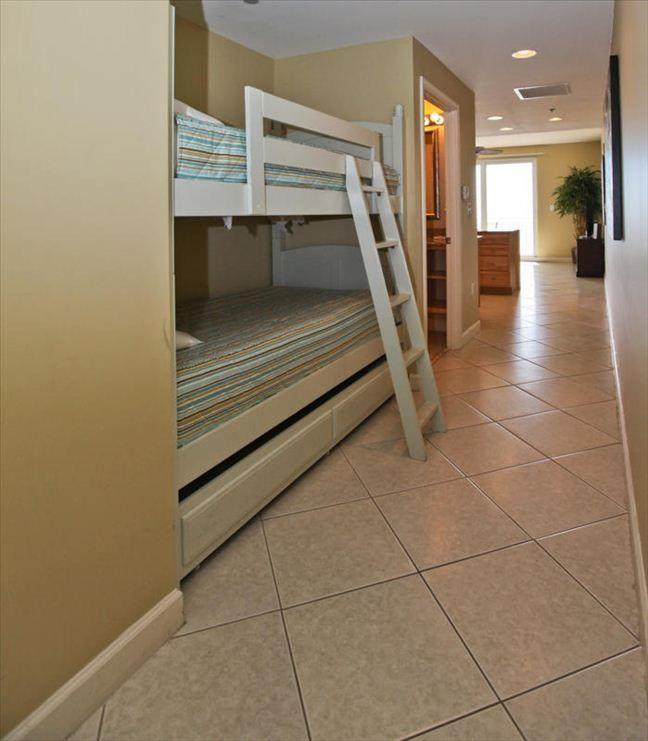 Splash Condo - Residential