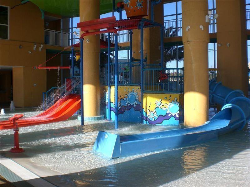 Splash Condo - Residential