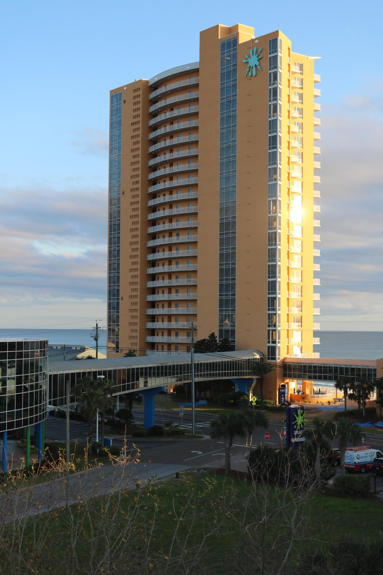 Splash Condo - Residential