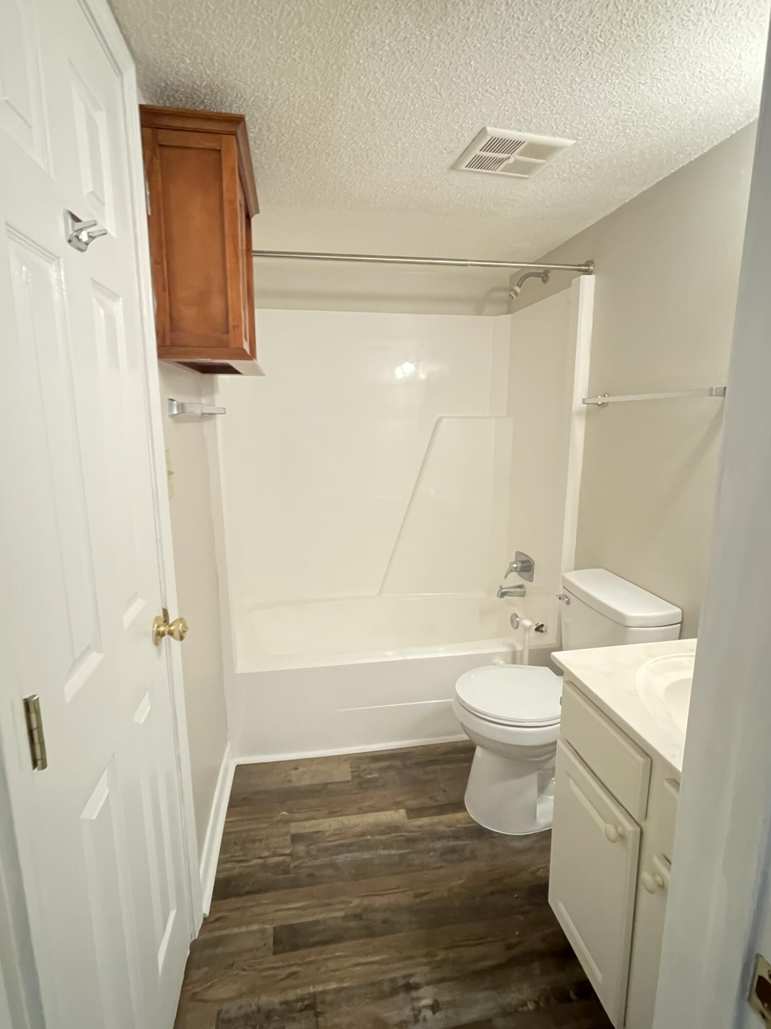 FINISTERRA CONDO - Residential Lease