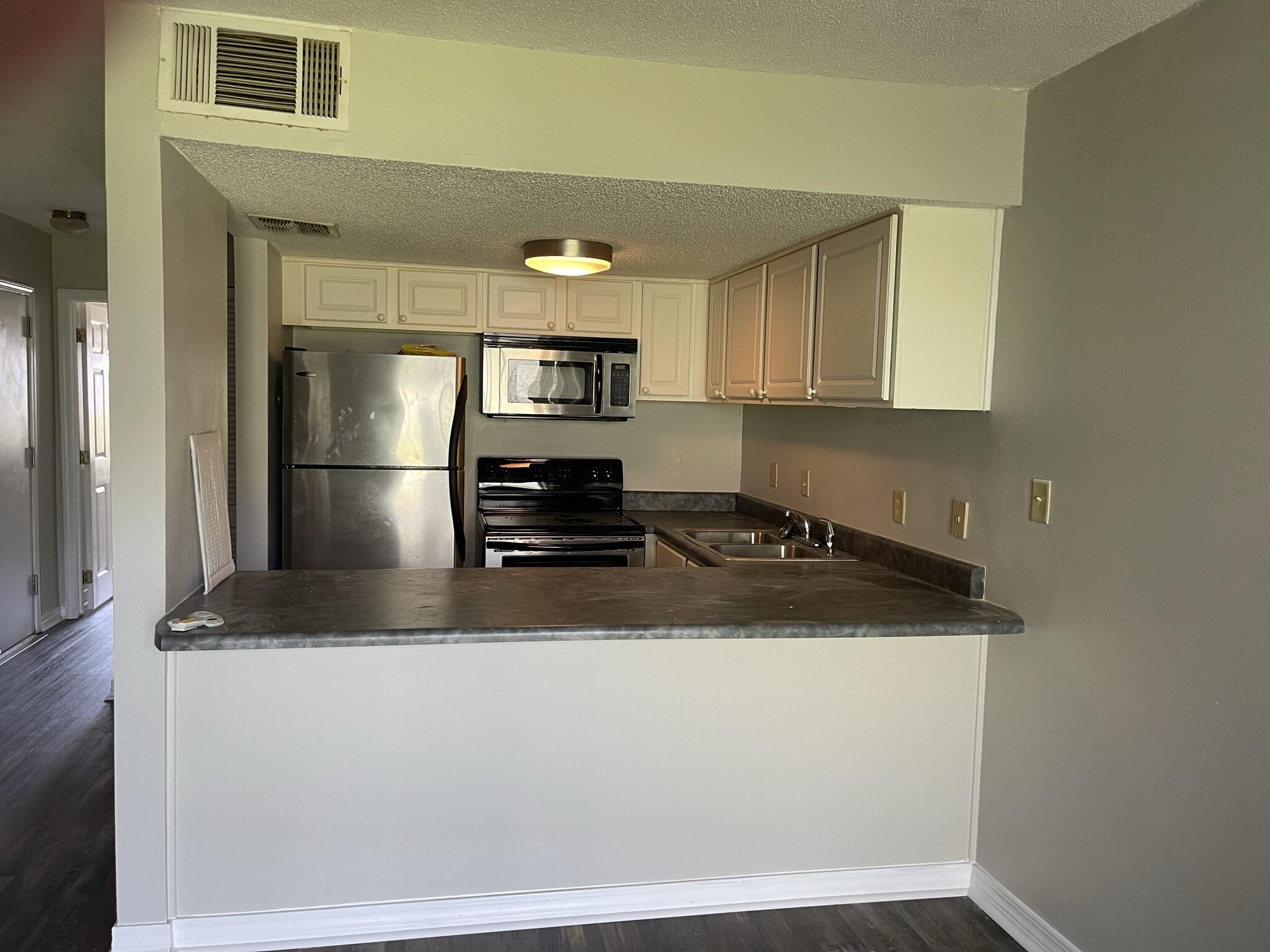 FINISTERRA CONDO - Residential Lease