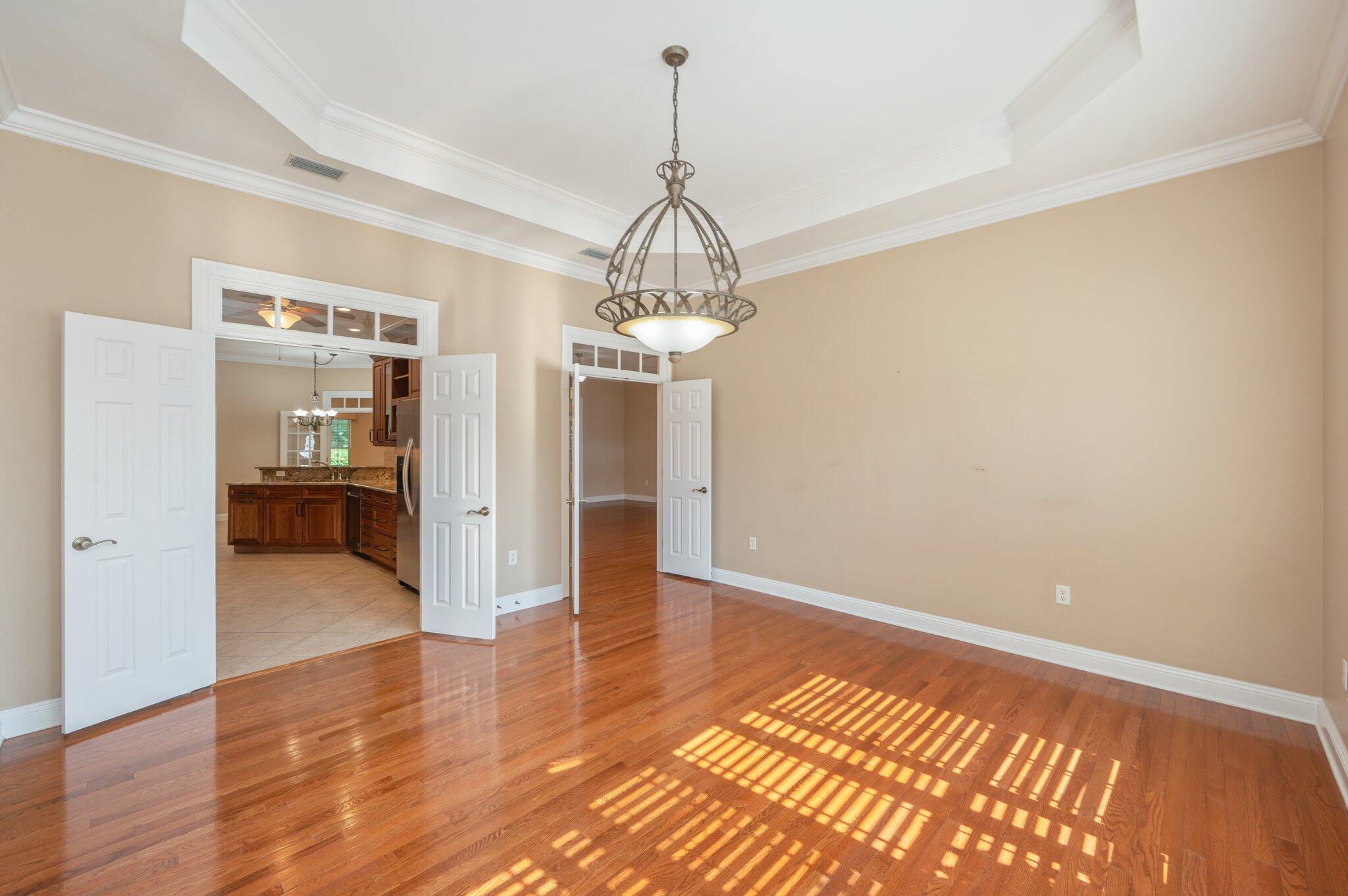 MAGNOLIA POINTE - Residential