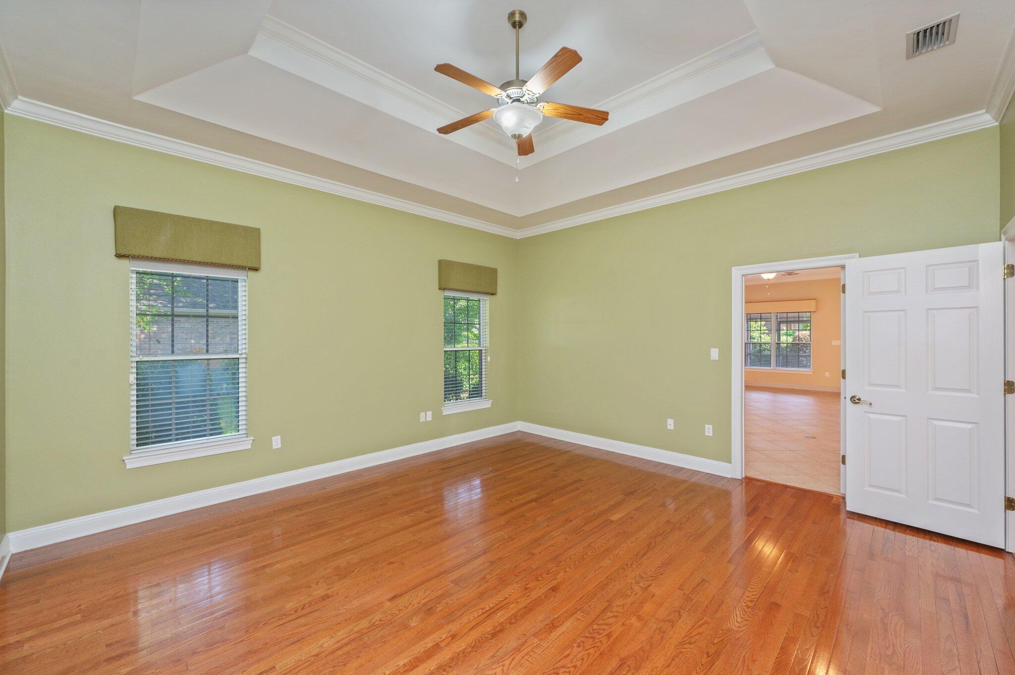 MAGNOLIA POINTE - Residential