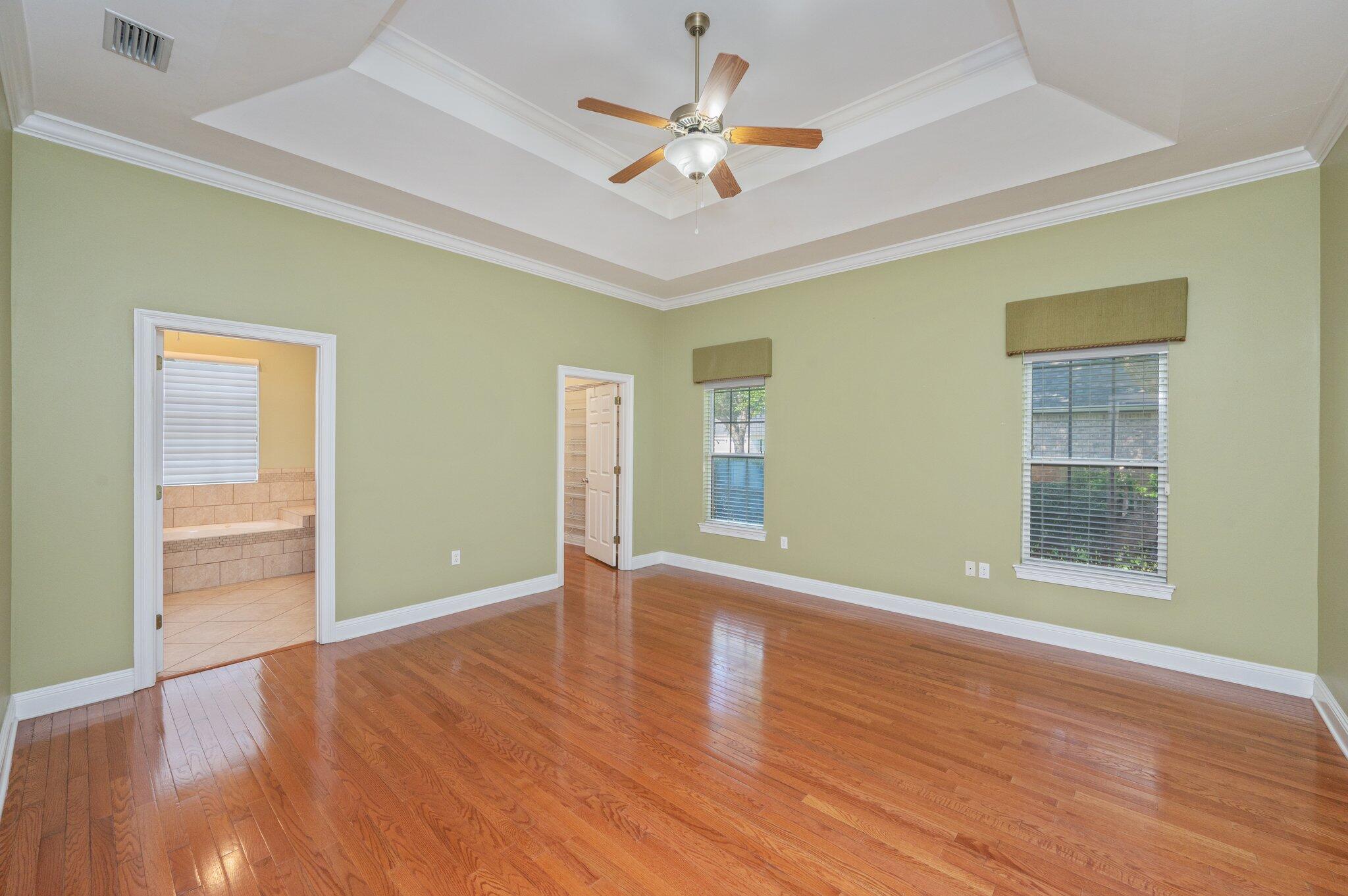 MAGNOLIA POINTE - Residential