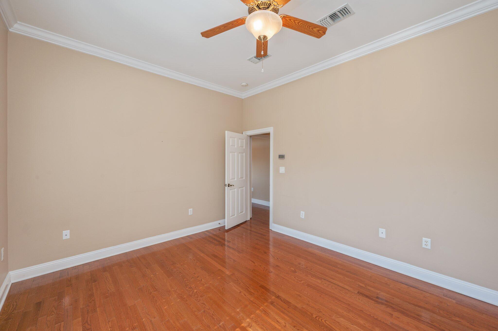 MAGNOLIA POINTE - Residential