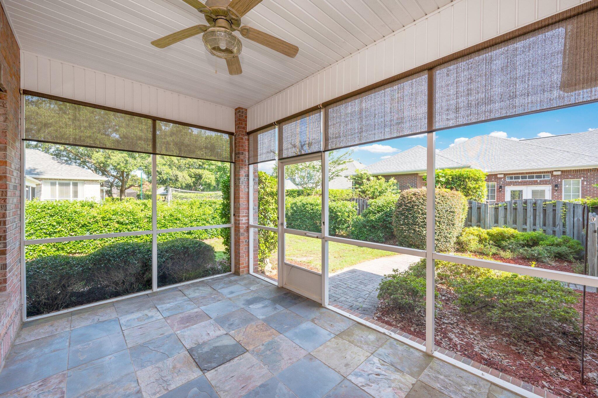 MAGNOLIA POINTE - Residential