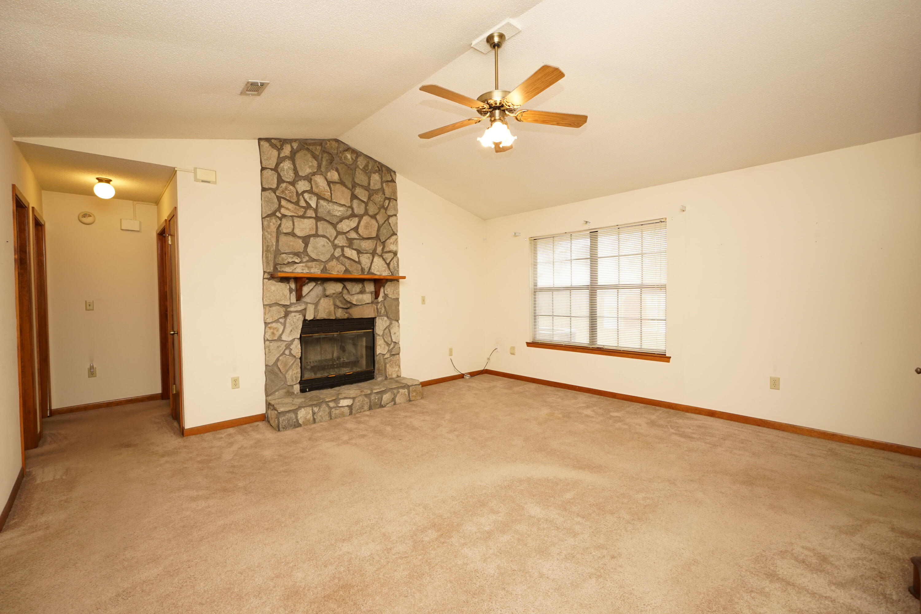 COUNTRYVIEW ESTATES 6TH ADDN PH3 - Residential