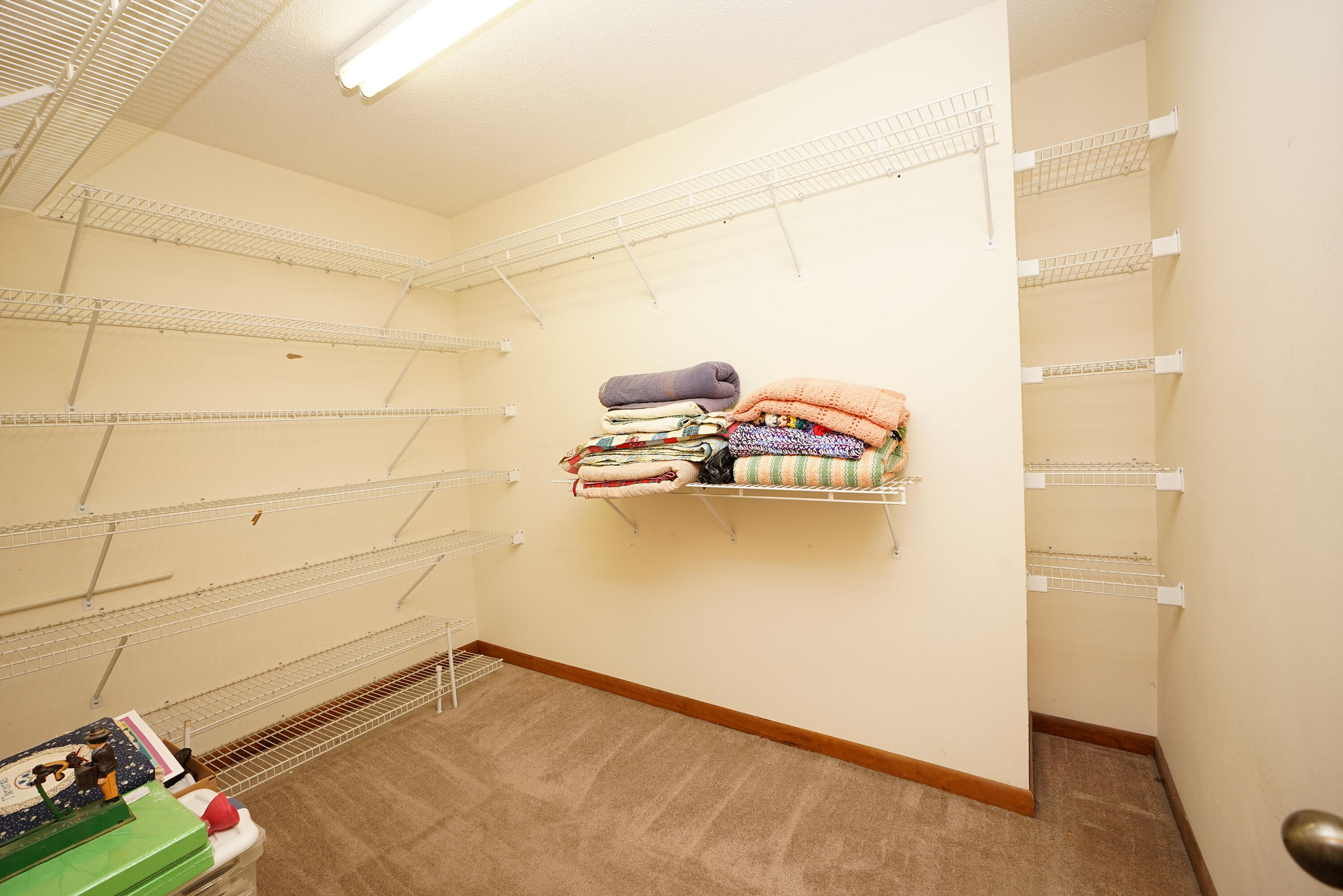 COUNTRYVIEW ESTATES 6TH ADDN PH3 - Residential