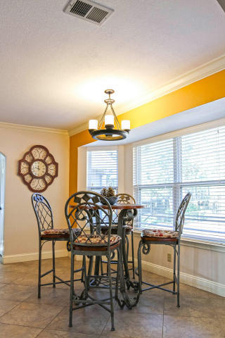 METES & BOUNDS - Residential Lease